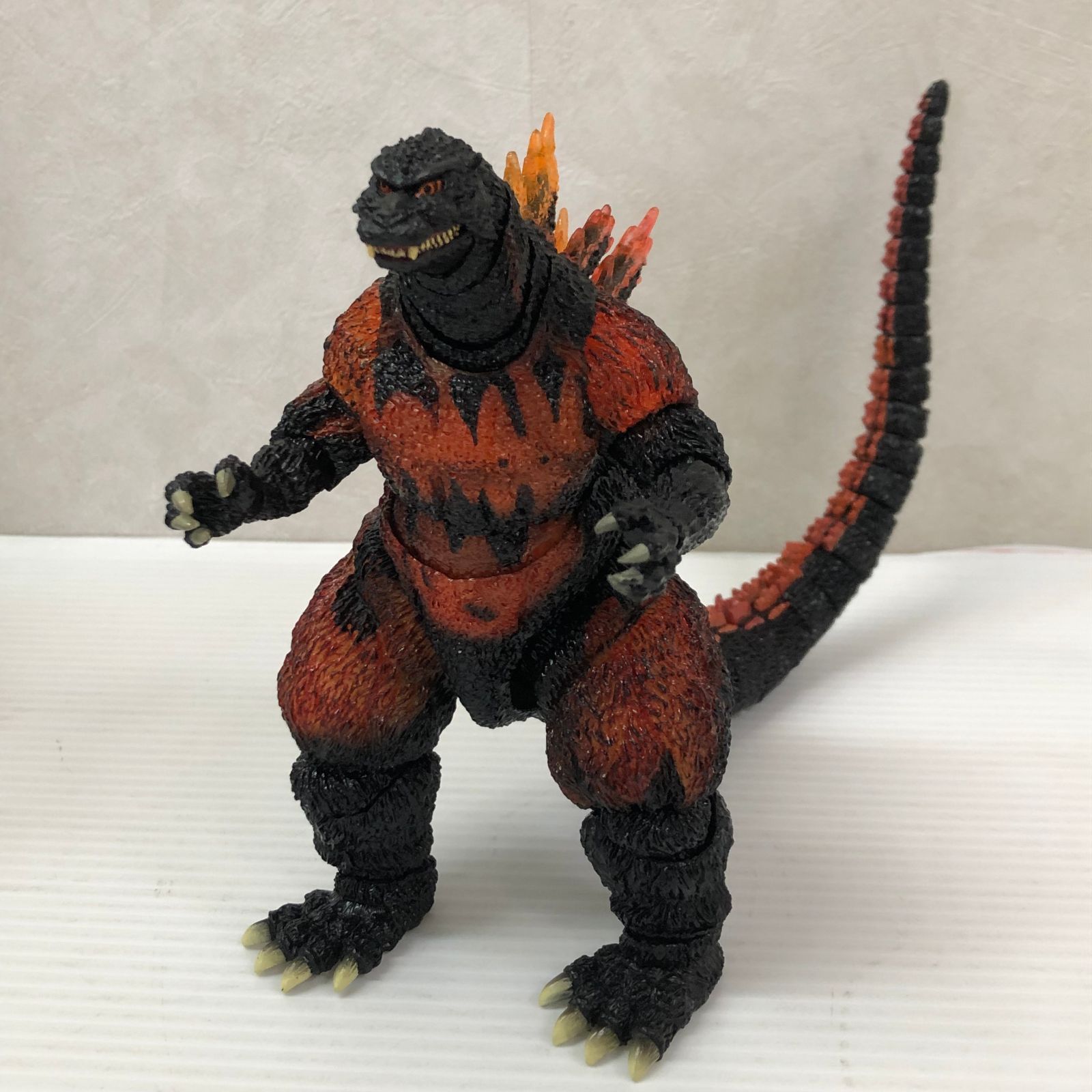 S.H.モンスターアーツ ゴジラ(1995) Ultimate Burning Ver. (魂ウェブ