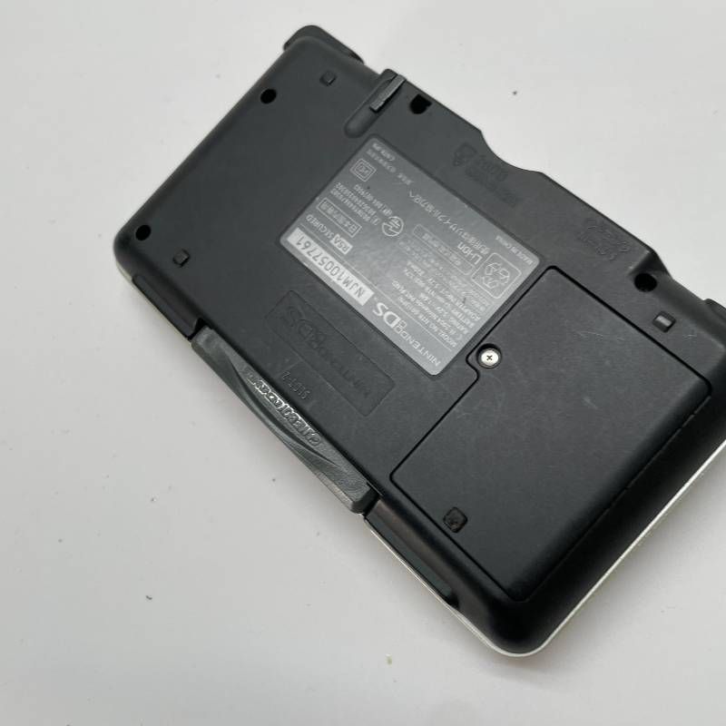 ニンテンドーDS 本体 プラチナシルバー タッチペン GBAソフト付き NTR