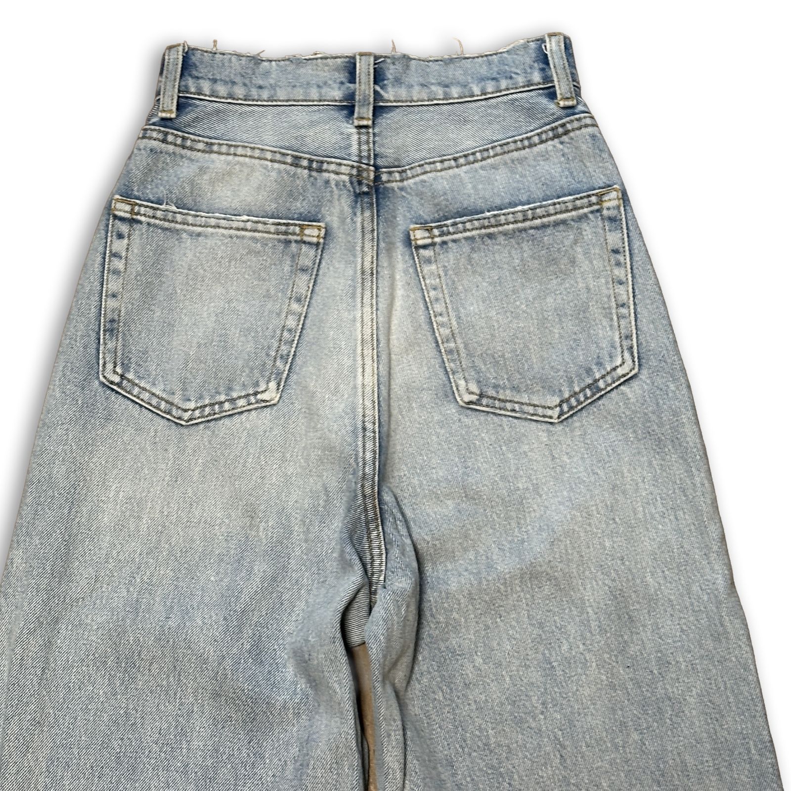 https://assets.mercari-shops-static.com/-/large/plain/2JXiU9ho88WphxTrQEZGBo.jpg@jpg