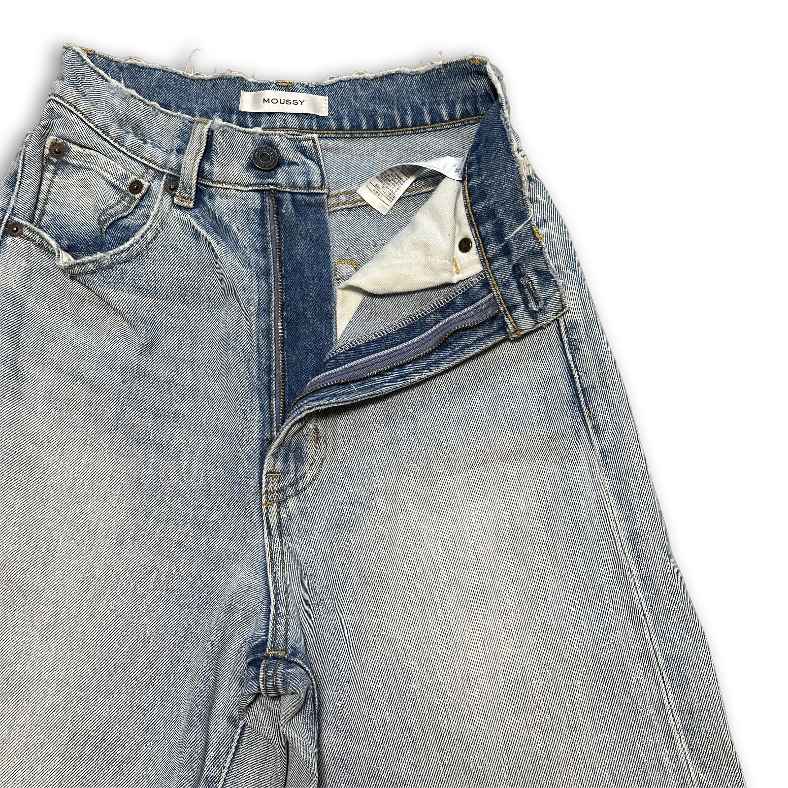 https://assets.mercari-shops-static.com/-/large/plain/2JXiU9ks4aWEw6jBxrkW9o.jpg@jpg