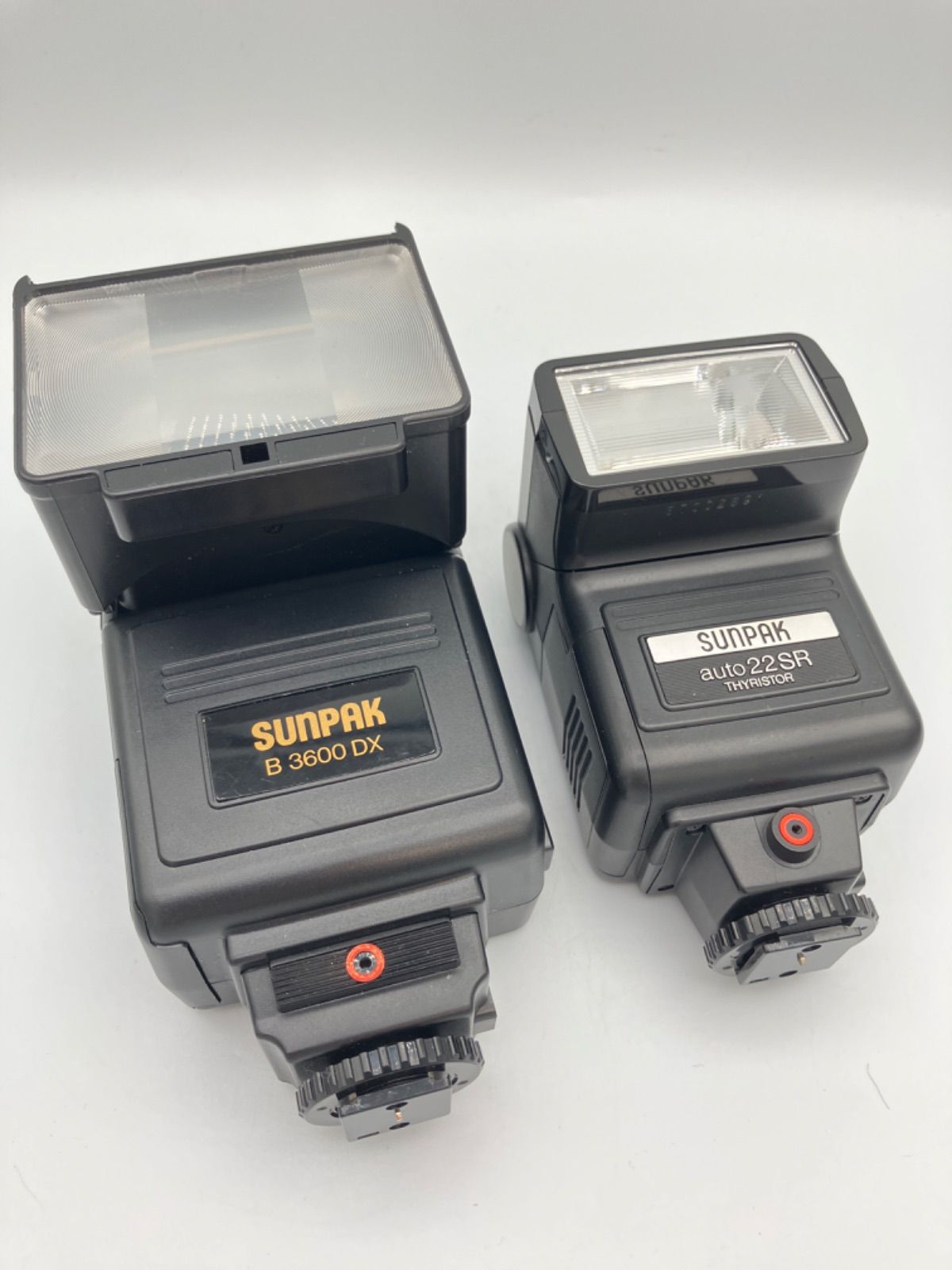 □ SUNPAK サンパック B3600DX / auto22SR ストロボ 2点セット - メルカリ