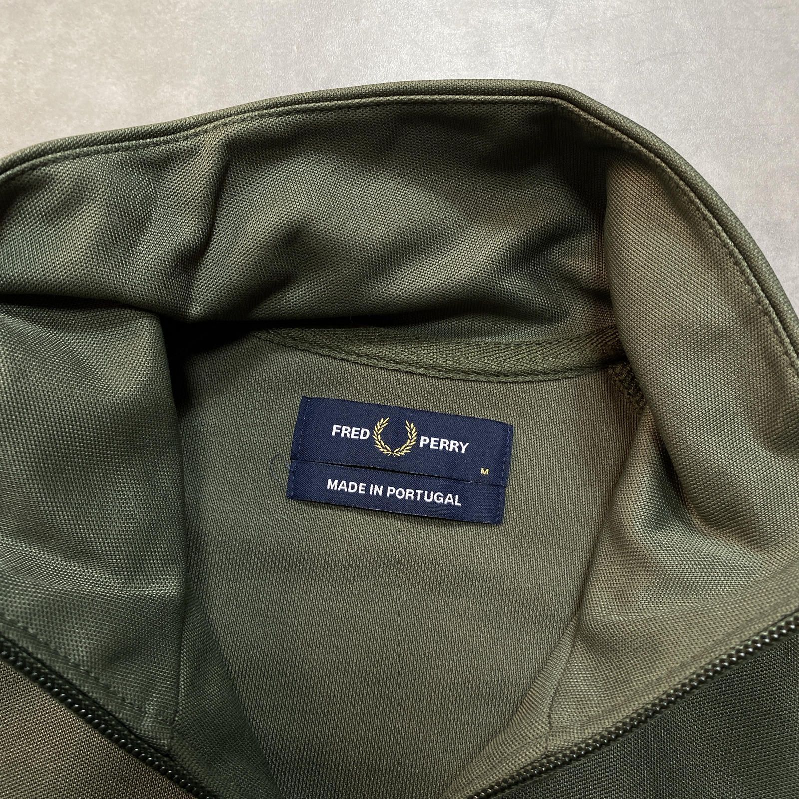 GQ6904◇FRED PERRY : コントラストテープ トラックジャケット J557◇M