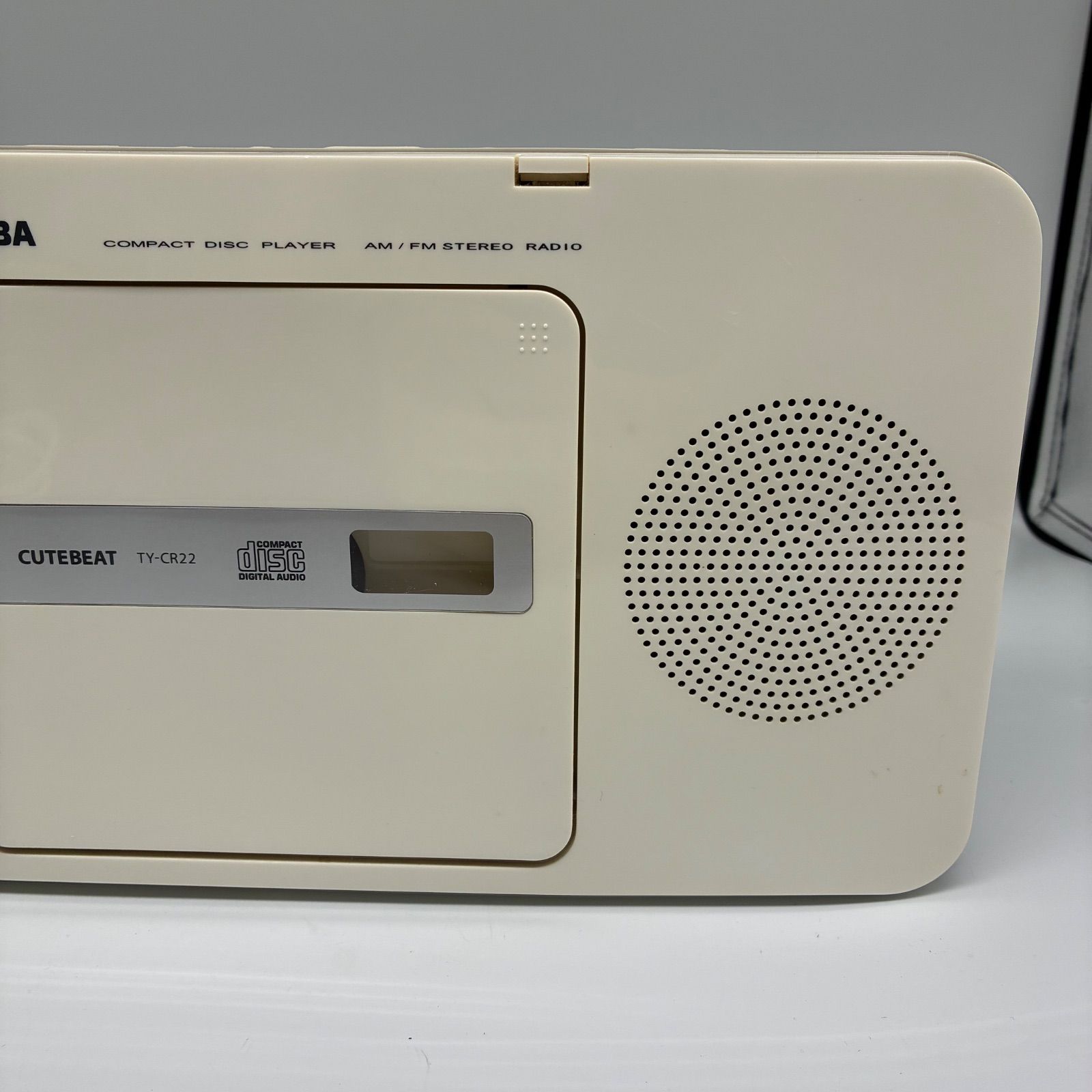 TOSHIBA CUTEBEAT TY-CR22 FM/AM/CD ラジオ - メルカリ