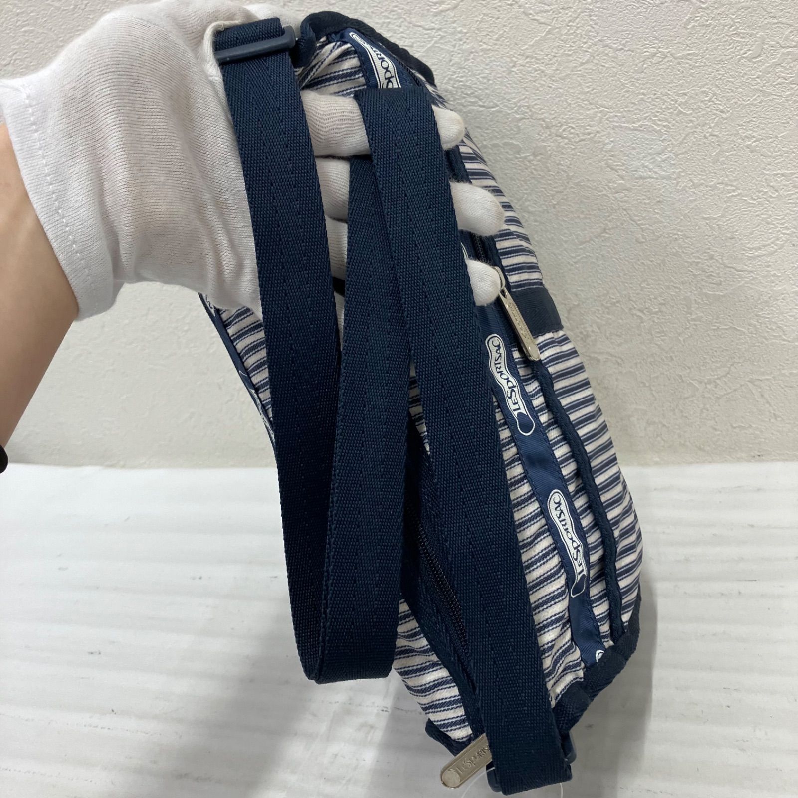 8846 LeSportsac レスポートサック ショルダーバッグ ストライプ