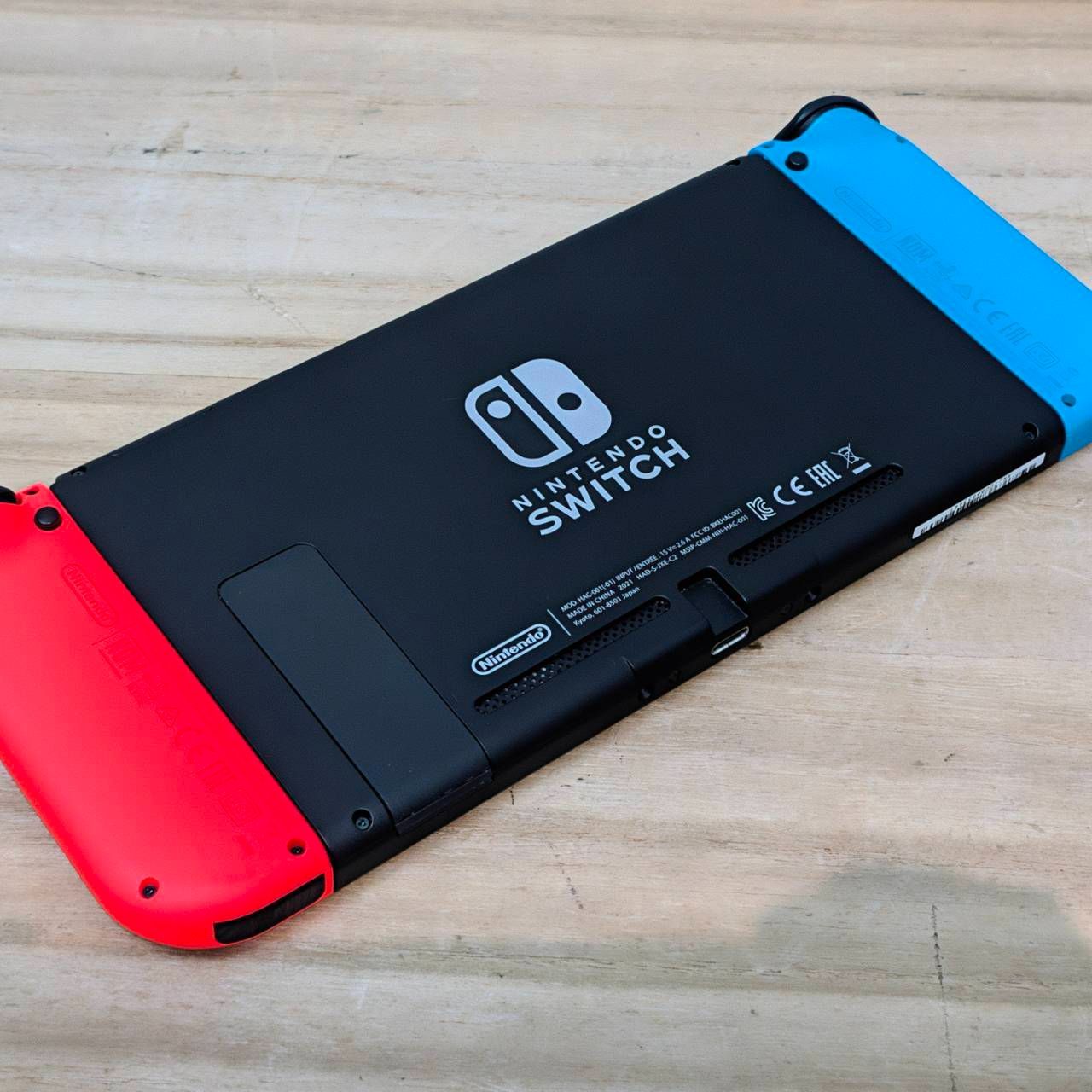 成】ソフト2本おまけ NINTENDO SWITCH バッテリー強化版 HAC001-(01