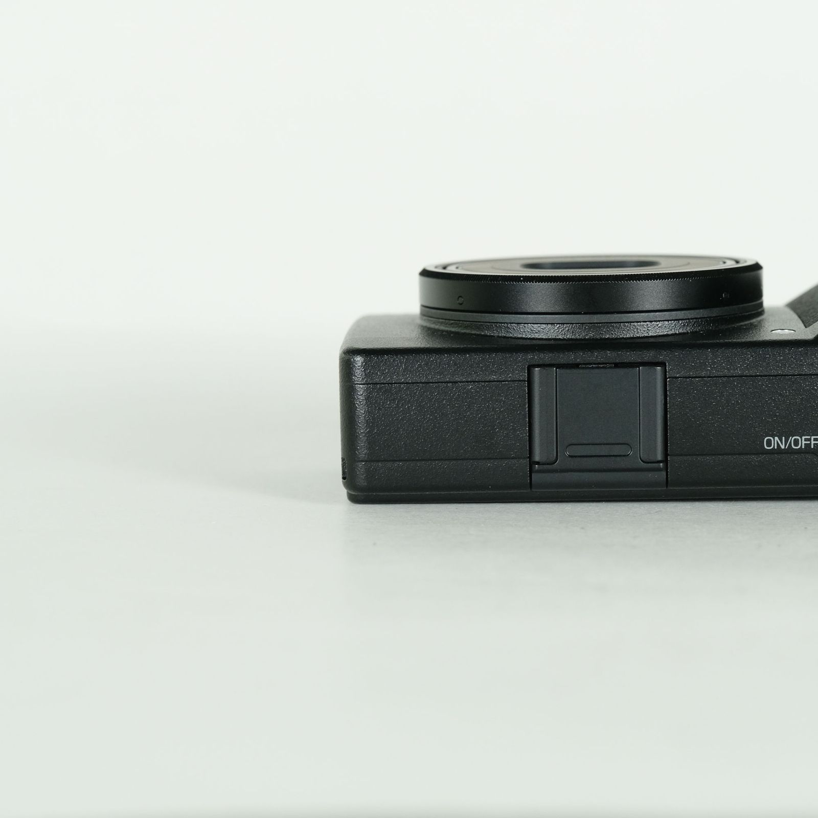 美品 | シャッター数870回] RICOH GR IIIx | コンパクトデジタルカメラ