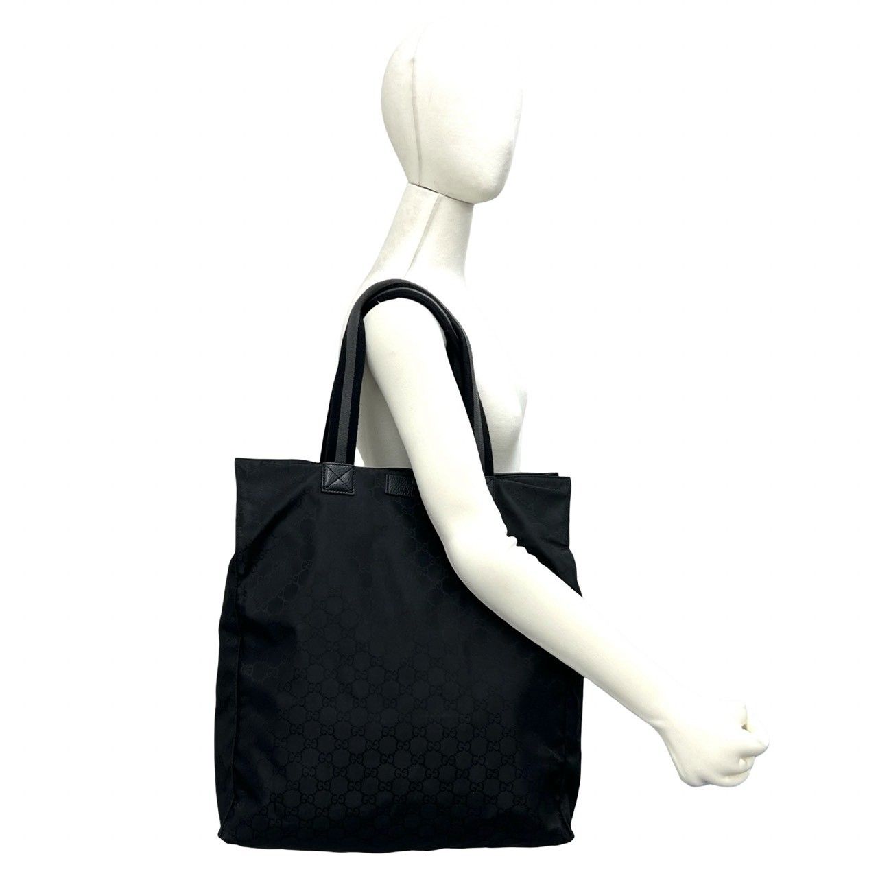 GUCCI グッチ トートバッグ ショルダーバック 極 美品 GUCCI グッチ GG ナイロン 型押し ロゴ レザー 本革 トート