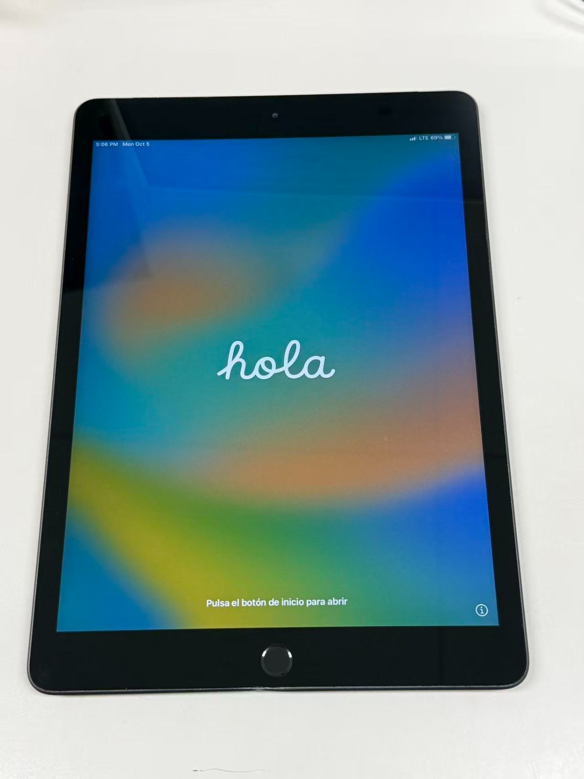 Apple iPad 第8世代 32GB スペースグレイ - メルカリ