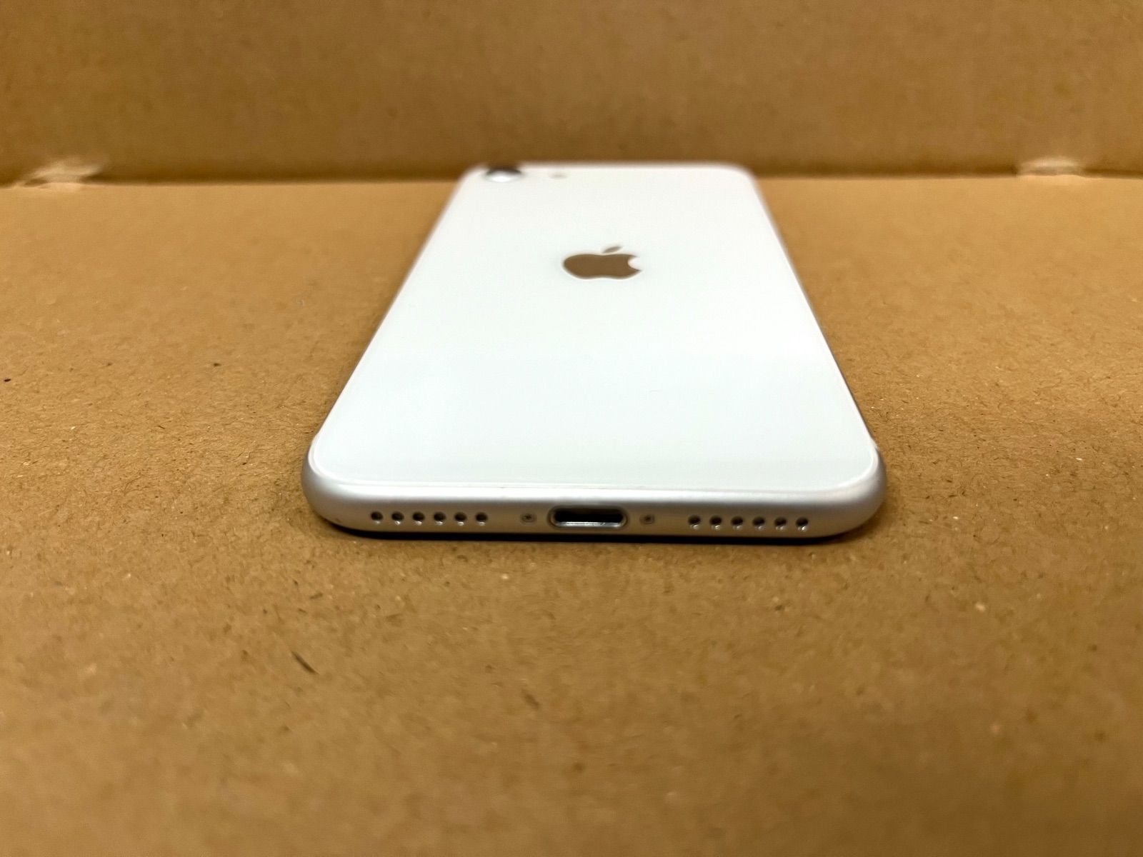 iPhoneSE 第2世代 128GB SIMフリー - メルカリ