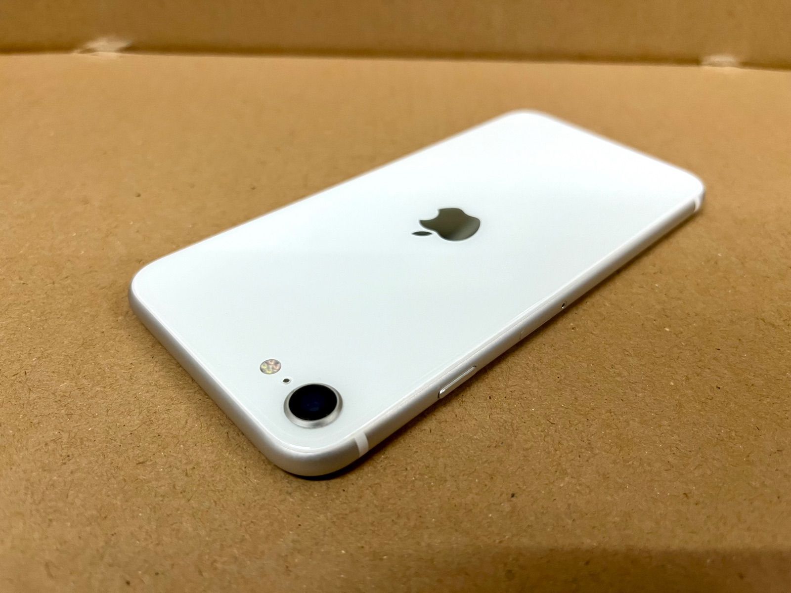iPhoneSE 第2世代 128GB SIMフリー - メルカリ