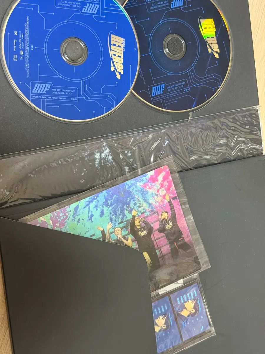 ONF オネノプ DVD REVERSE トレカ付き ONF（オンエンオフ・オネノプ）リバースコンサート DVD - メルカリ