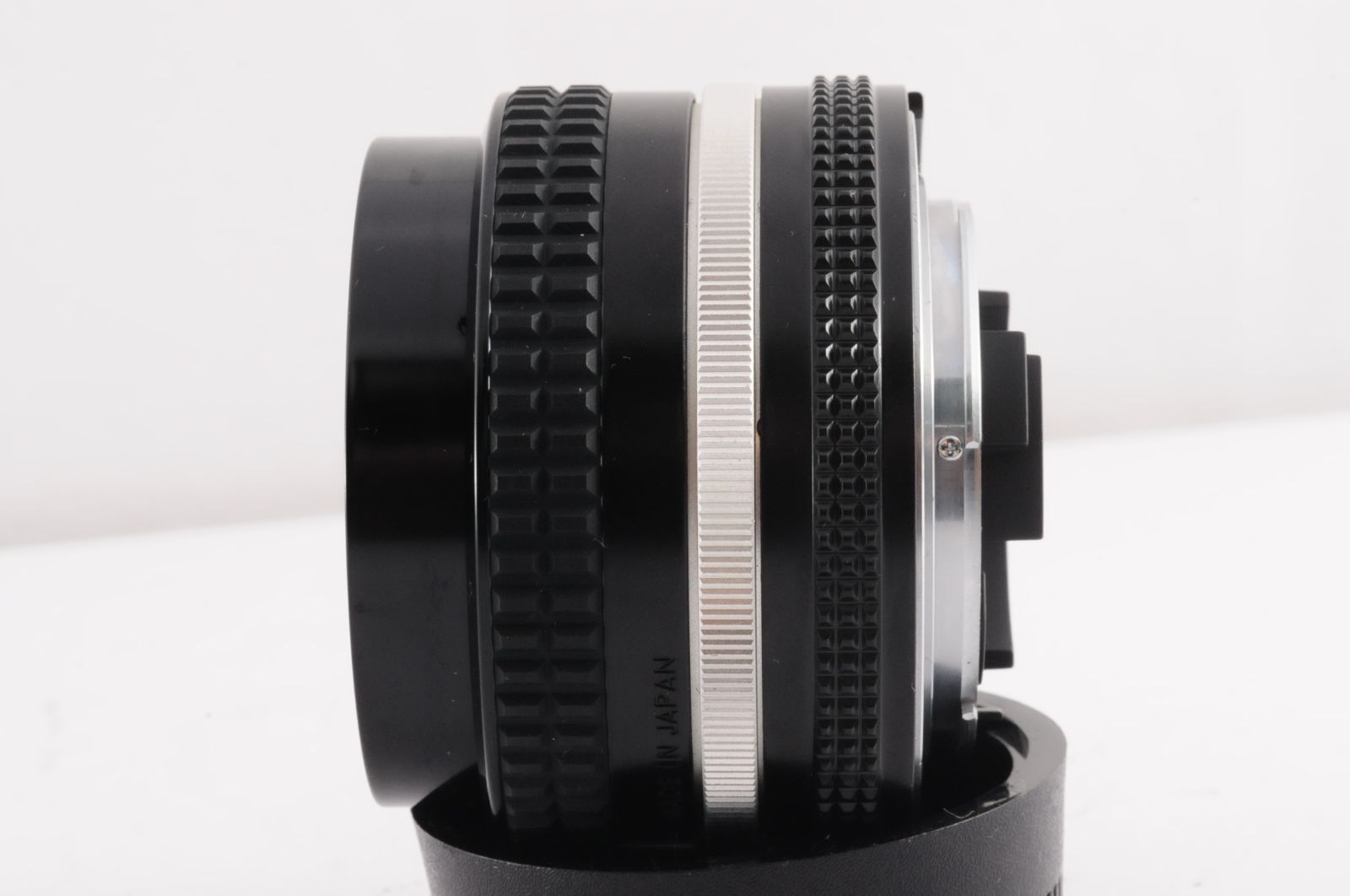 ニコン Nikon Ai-s Ais NIKKOR 20mm F3.5 1:3.5 MF マニュアル カメラ