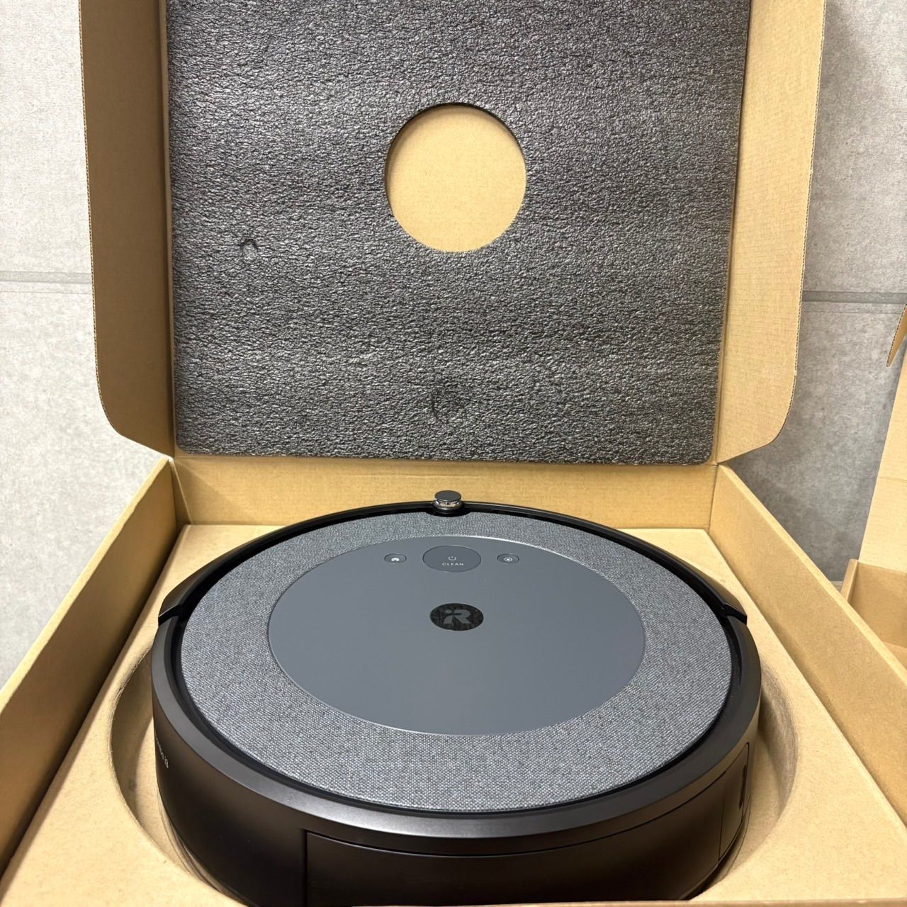 iRobot ルンバ i3+ i3550 クリーンベース付 動作確認済 iRobot ルンバ i3+ i3550 ロボット掃除機 クリーンベース付 動作確認済