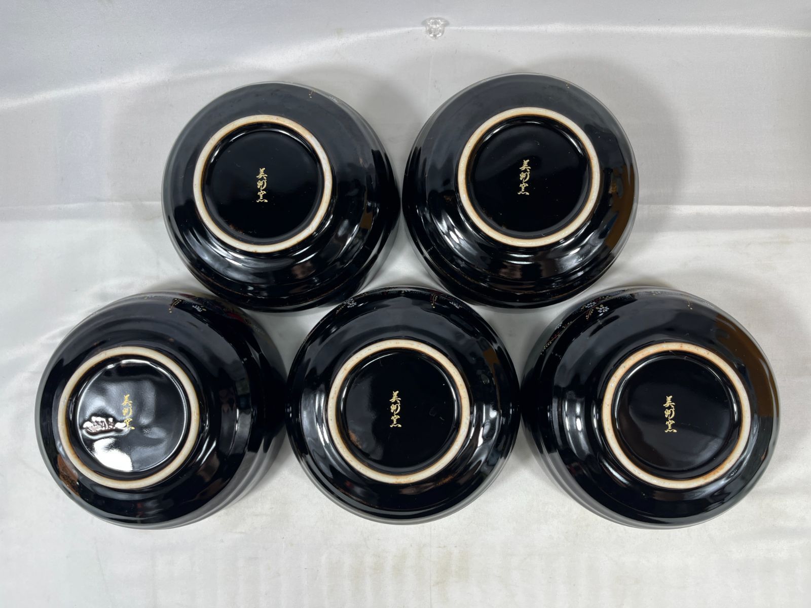 https://assets.mercari-shops-static.com/-/large/plain/2JXizQcXh8RtKzbNJGqeuw.jpg@jpg