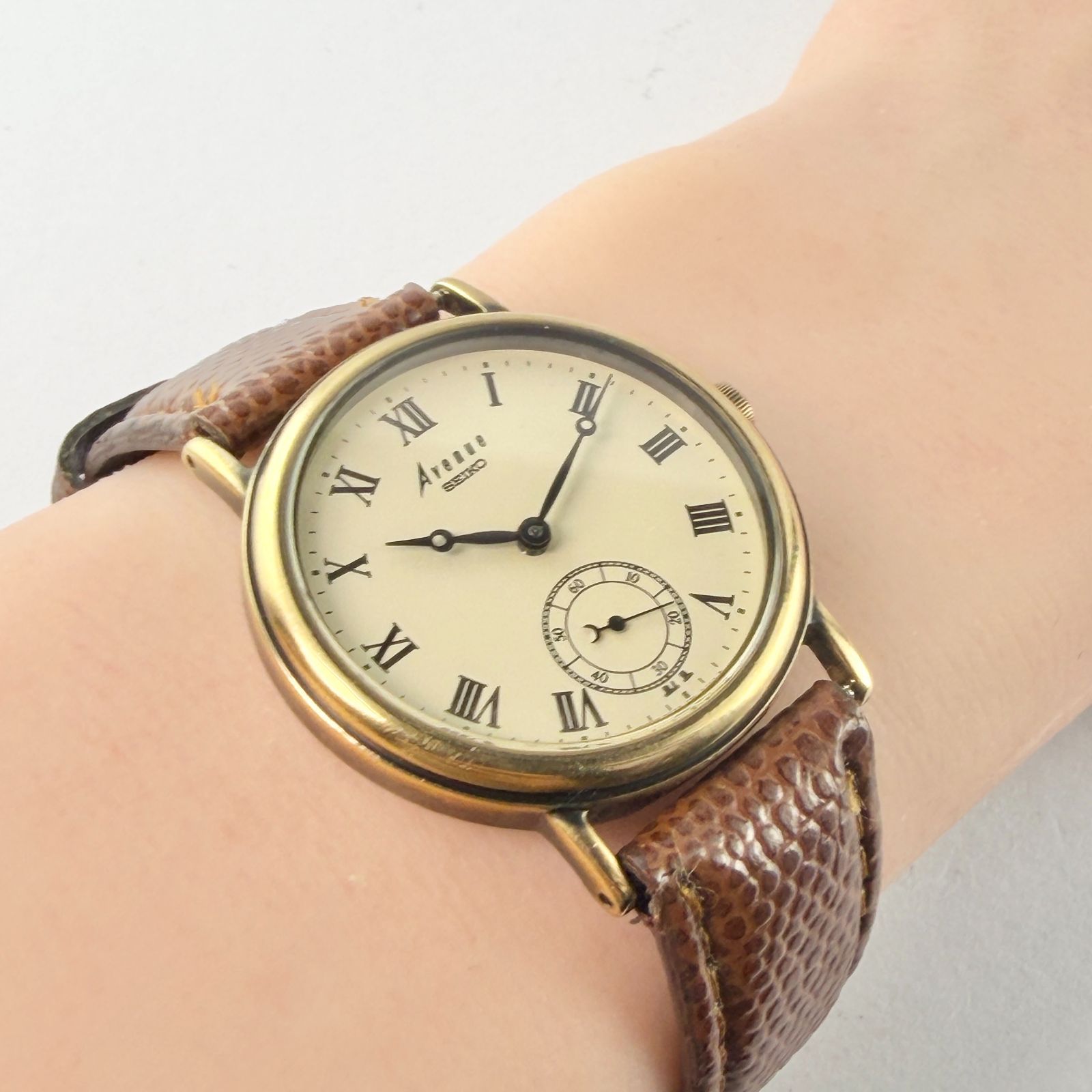 【新品電池】 セイコー アベニュー 99年製 スモセコ ローマン アンティーク 新品電池 稼働】SEIKO Avenue セイコー アベニュー 2K23-6040 1999年3
