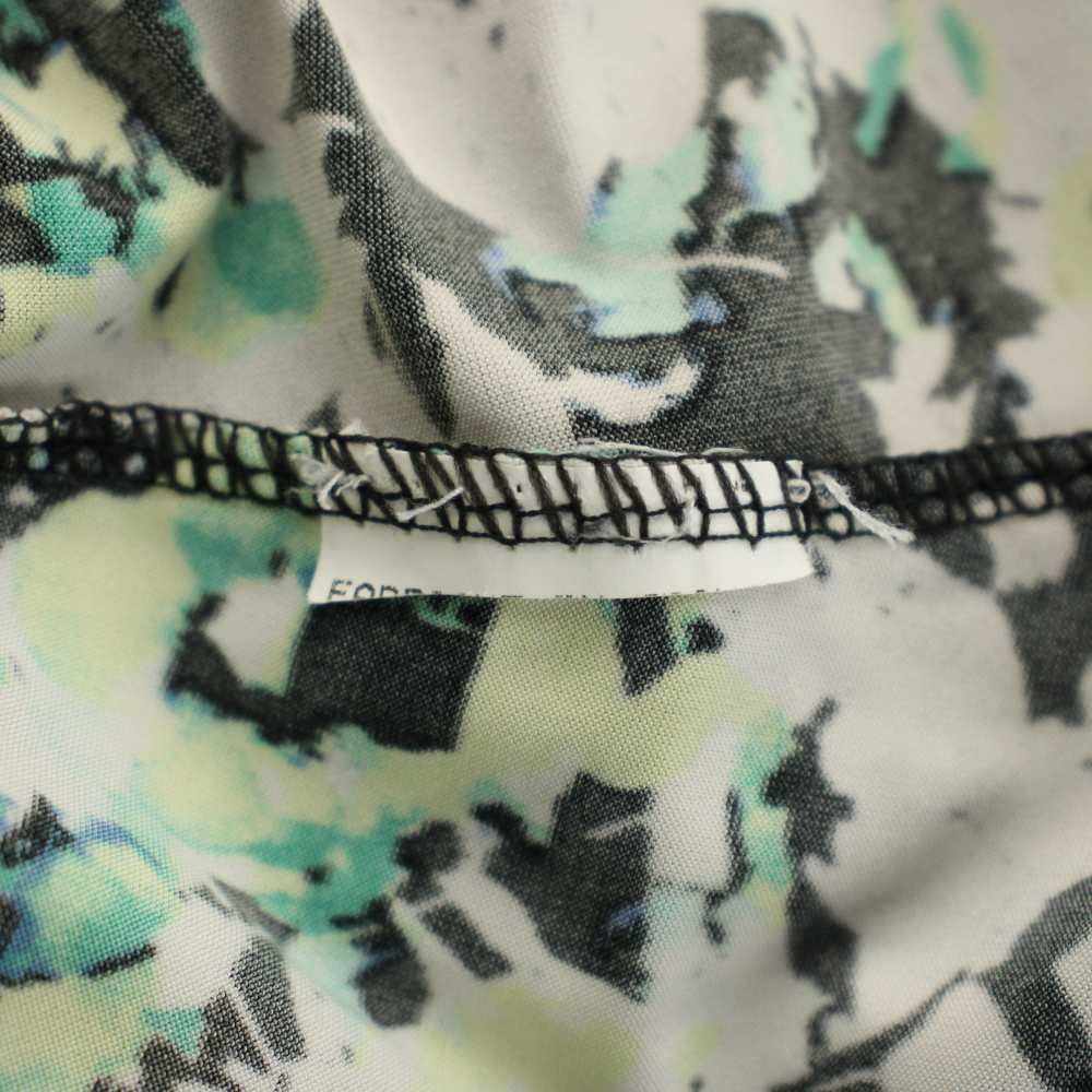 https://assets.mercari-shops-static.com/-/large/plain/2JXjANBtxmu9cZv9GzyS7m.jpg@jpg