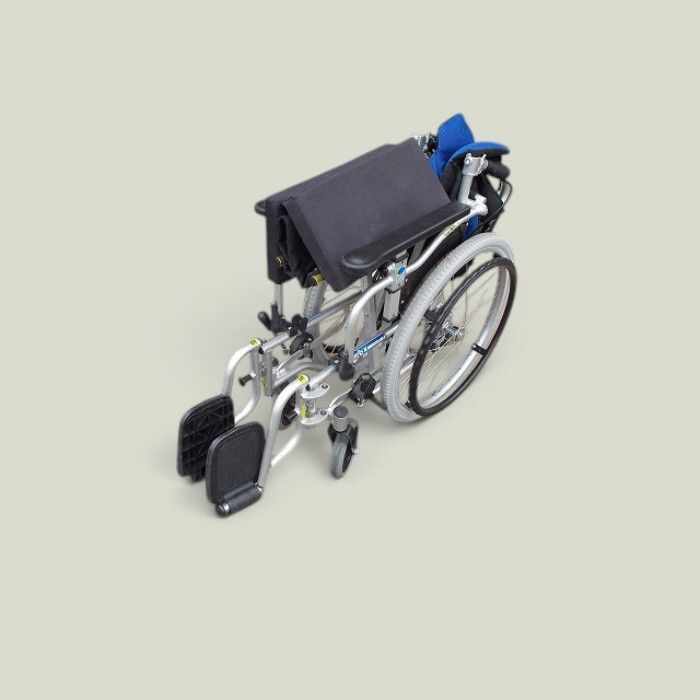 送料無料（一部地域を除く）カワムラサイクル 簡易モジュール車椅子