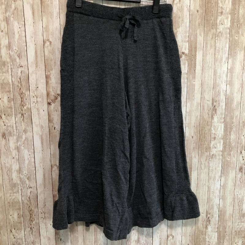 https://assets.mercari-shops-static.com/-/large/plain/2JXjPaC6bwhCoJ646GkQJB.jpg@jpg