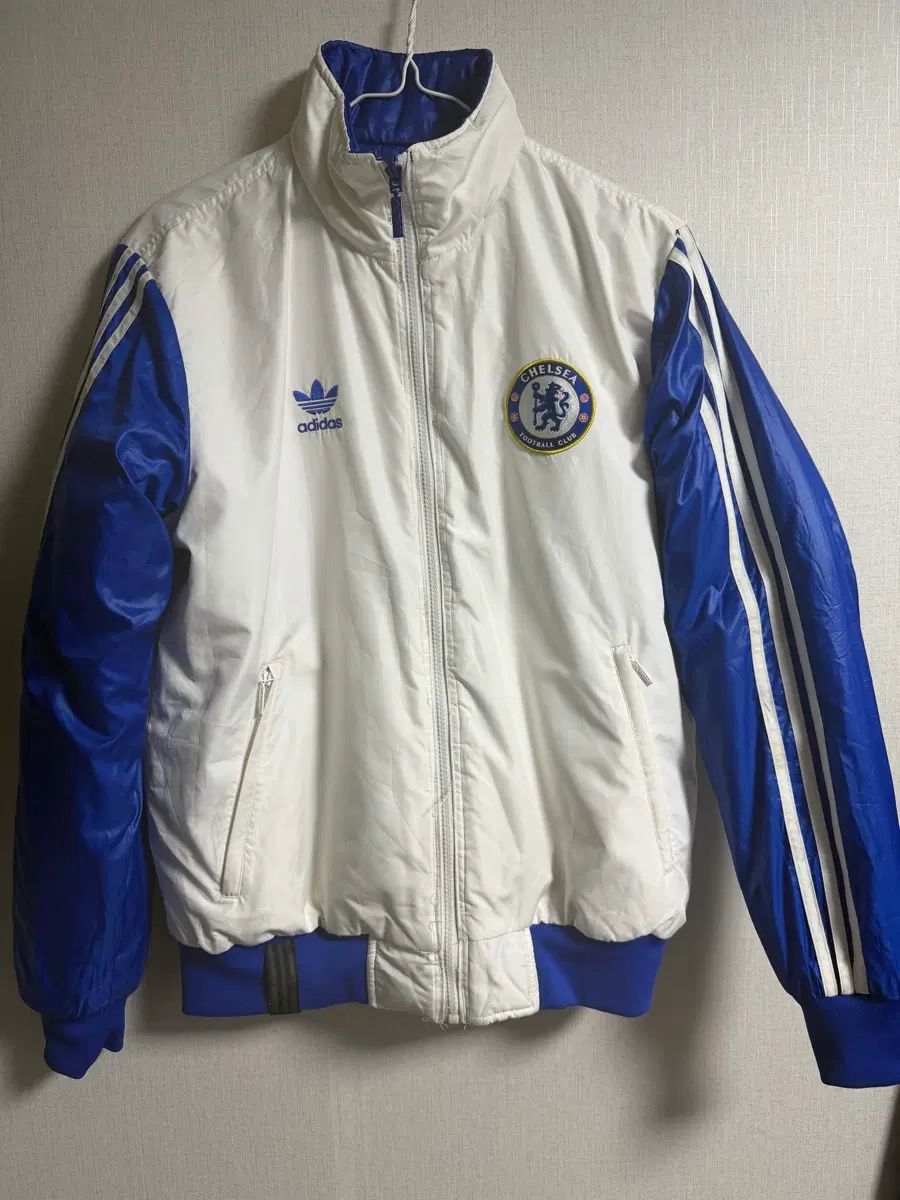アディダス チェルシー FC リバーシブル