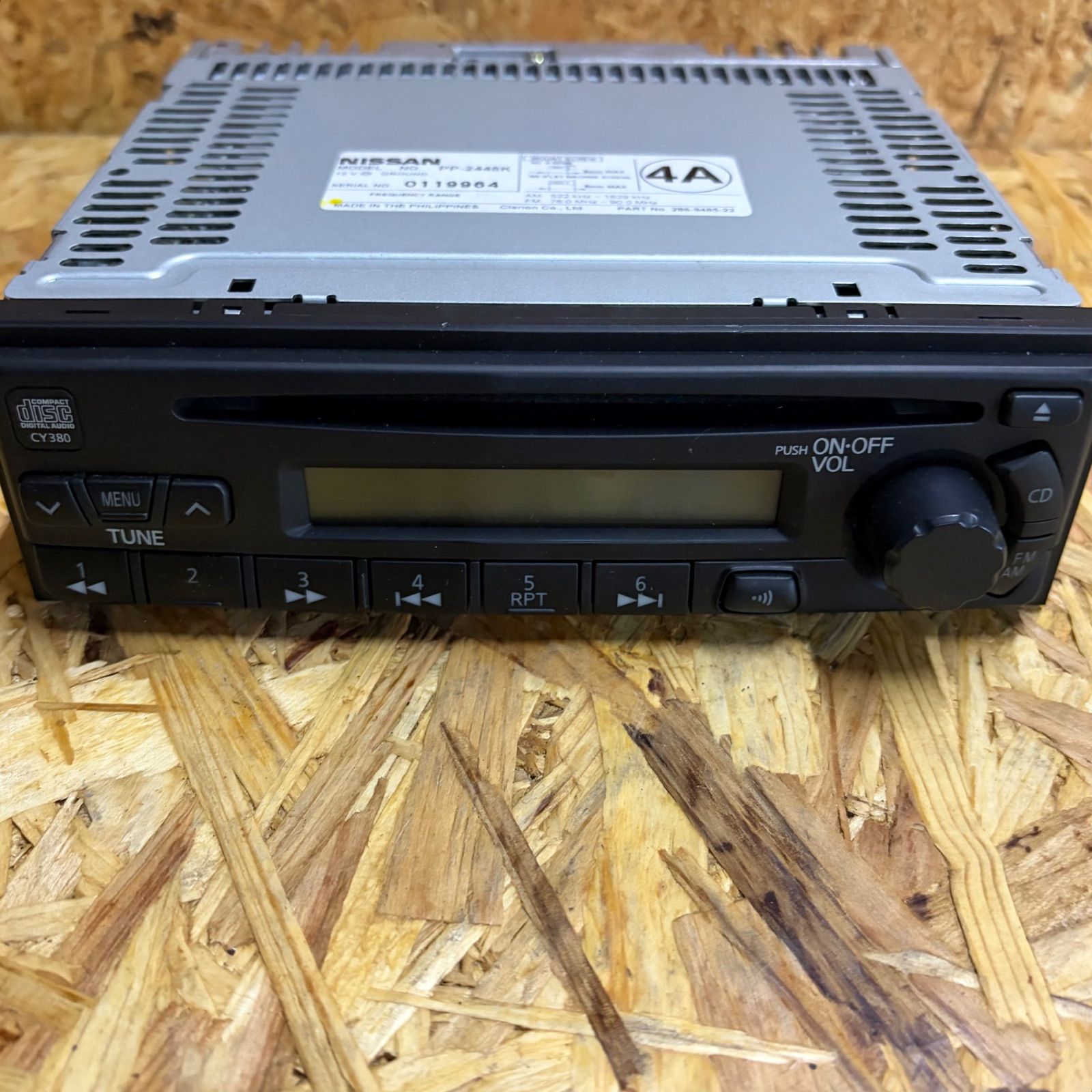日産純正☆クラリオン☆1DIN☆CDチューナー☆PP-2448K☆CY380