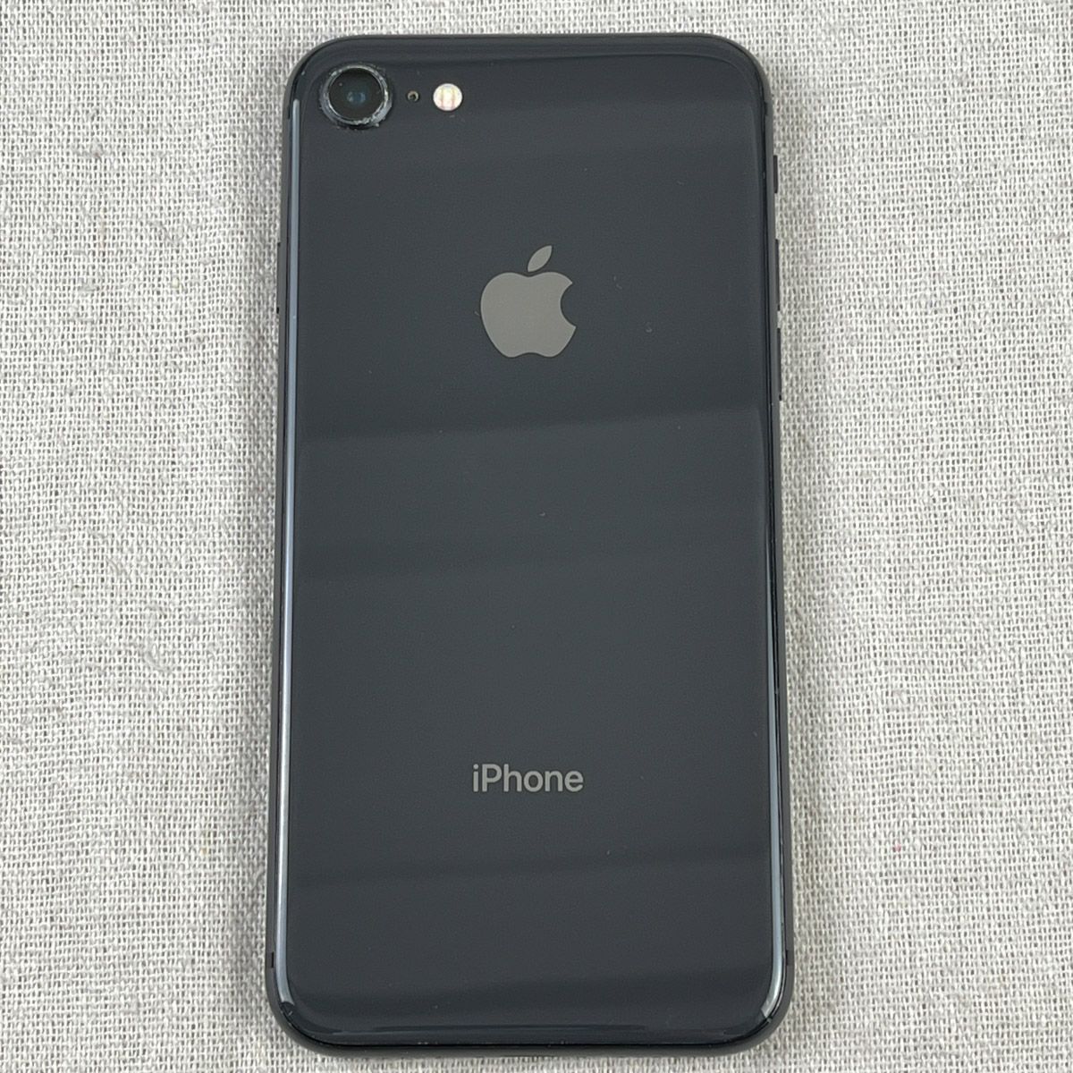 ◇ジャンク品・本体のみ◇【SIMロック解除済】Apple iPhone 8（A1906