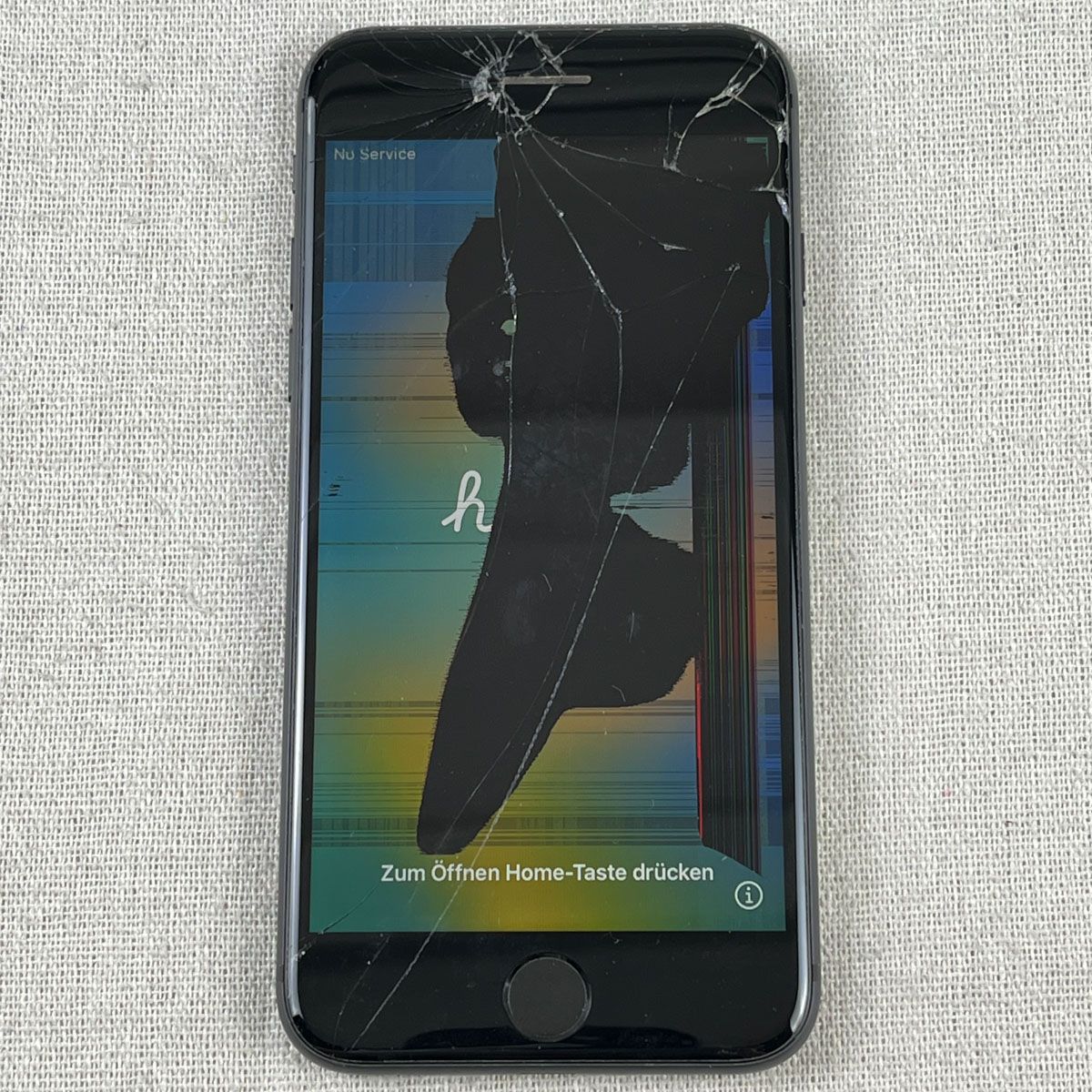 ◇ジャンク品・本体のみ◇【SIMロック解除済】Apple iPhone 8（A1906