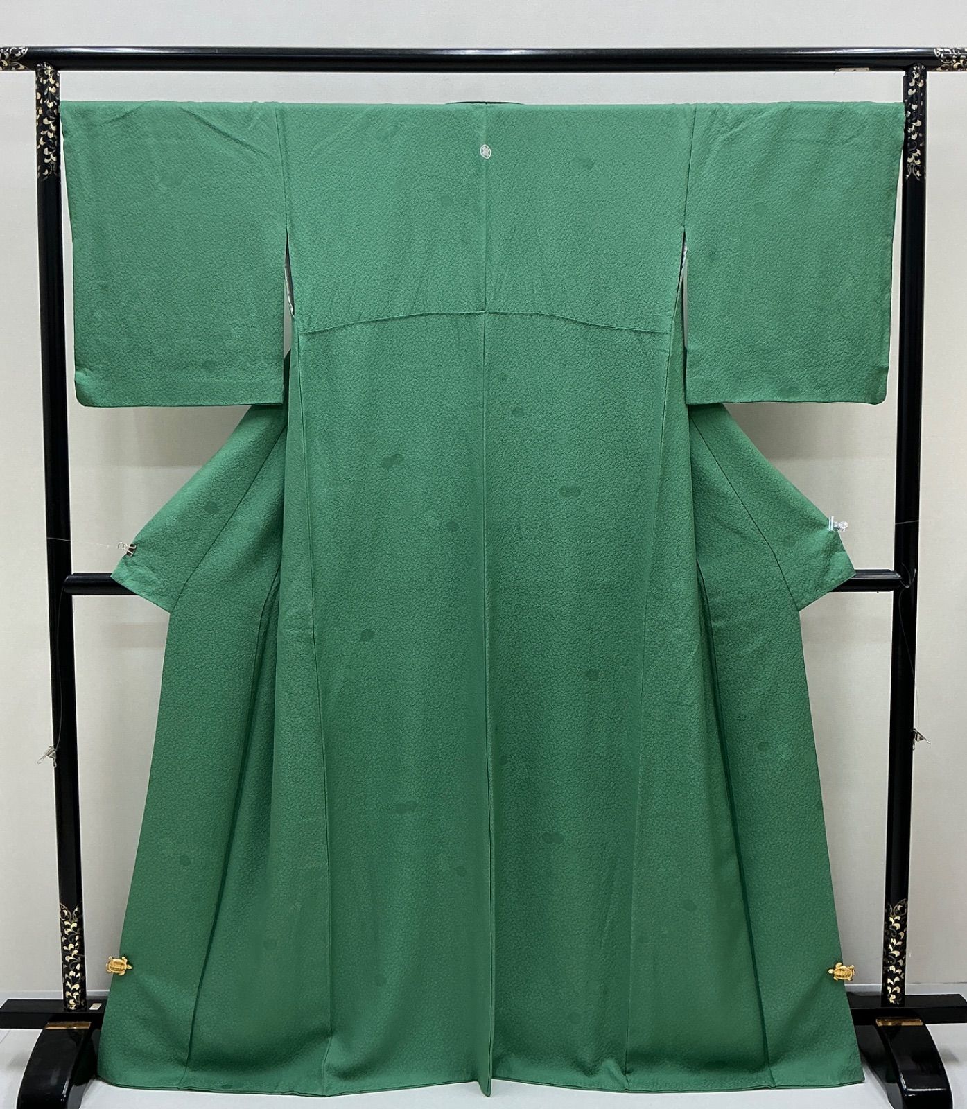 中古品 袷着物 色無地 夏虫色 染紋 地紋 正絹 裄67.5 R103 - メルカリ
