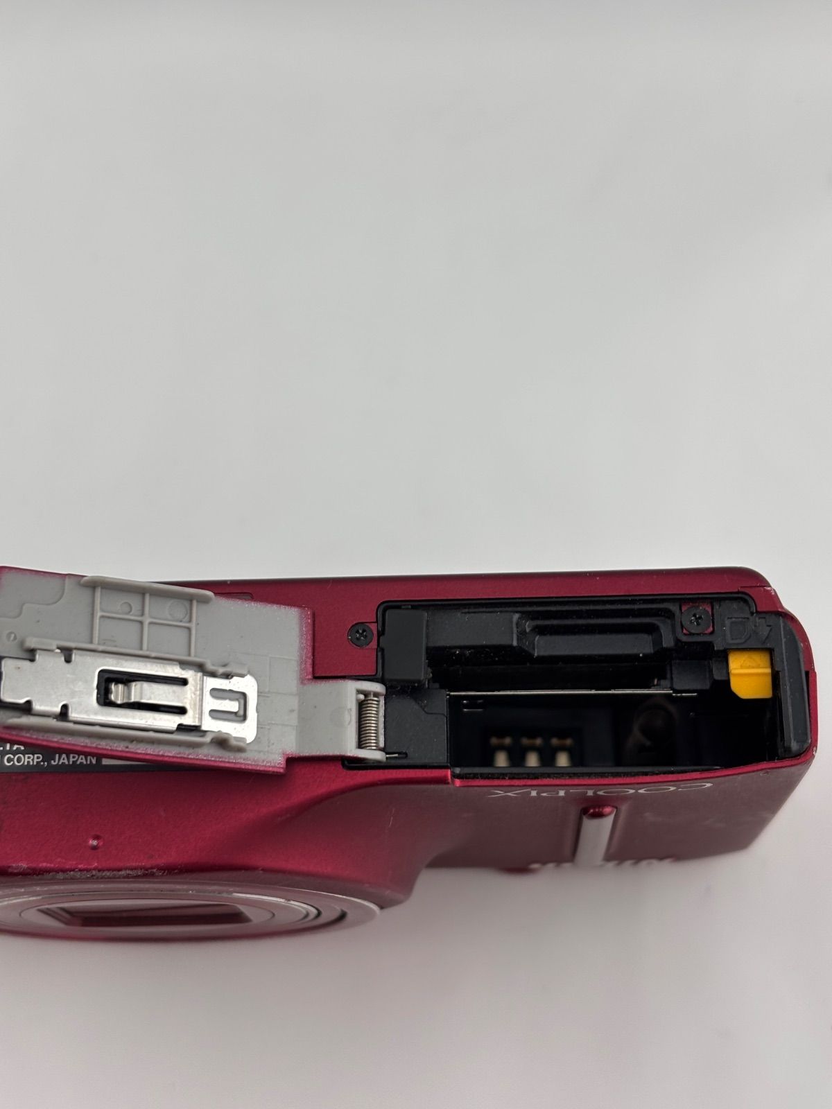 2634【ジャンク】 Nikon COOLPIX S9500 レッド ニコン クールピクス