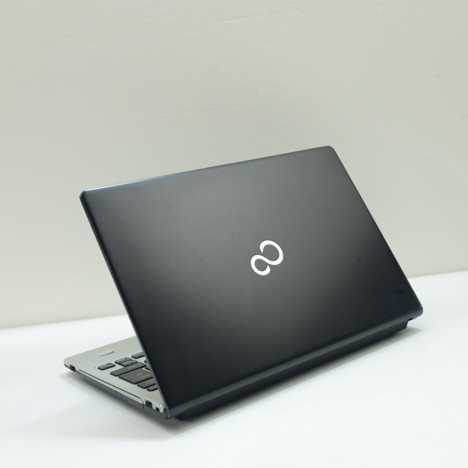 Fujitsu LIFEBOOK S937/S Celeron 12GB SSD256GB - メルカリ