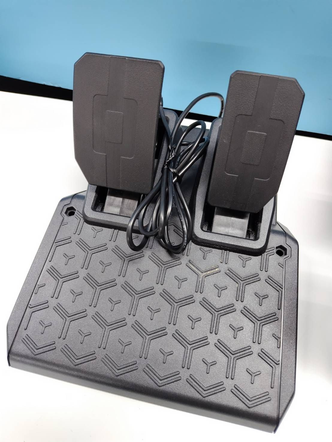 THRUSTMASTER T128 レーシングホイール ペダルセット/PS4/PS/PC - メルカリ