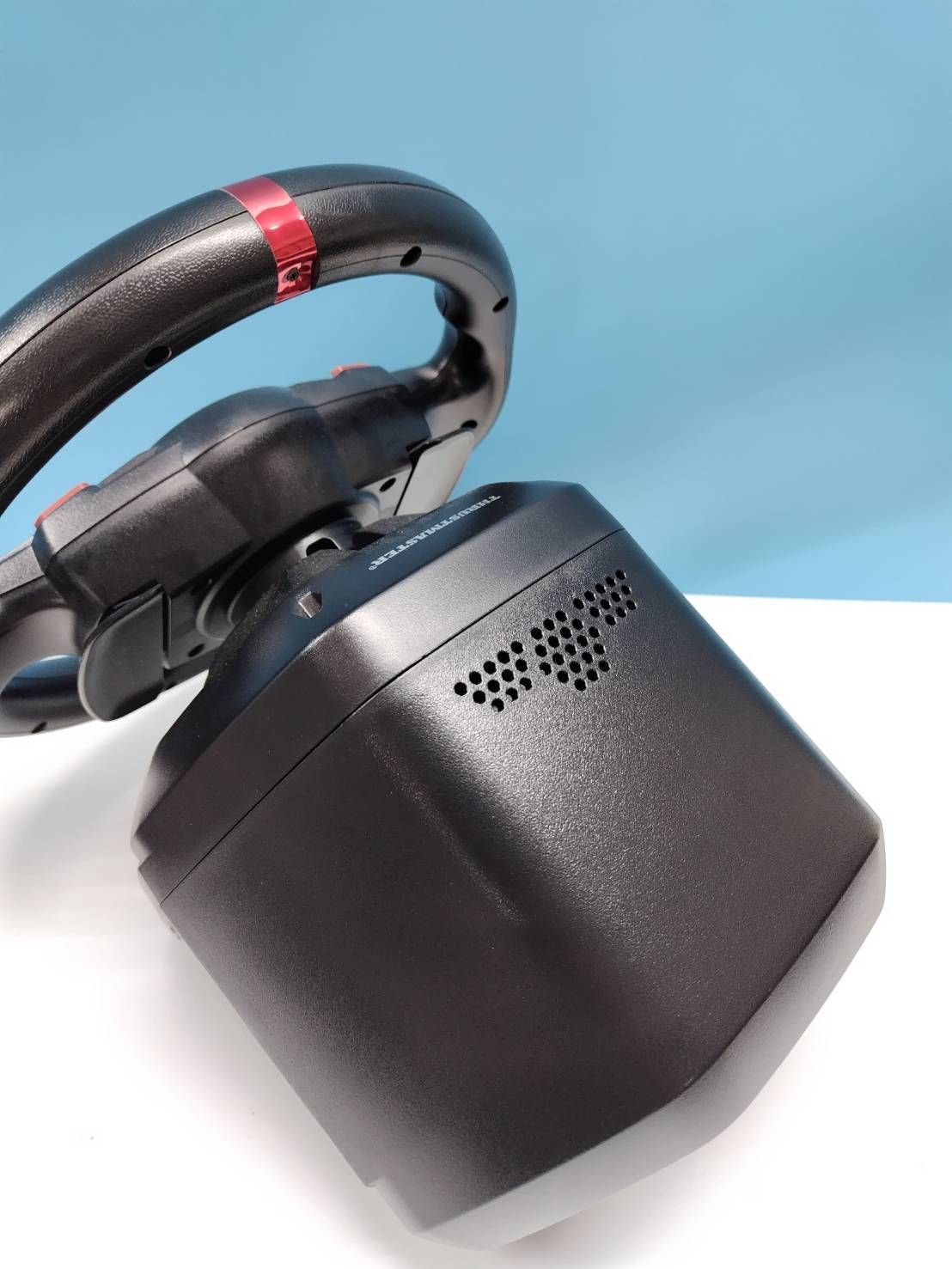 THRUSTMASTER T128 レーシングホイール ペダルセット/PS4/PS/PC - メルカリ
