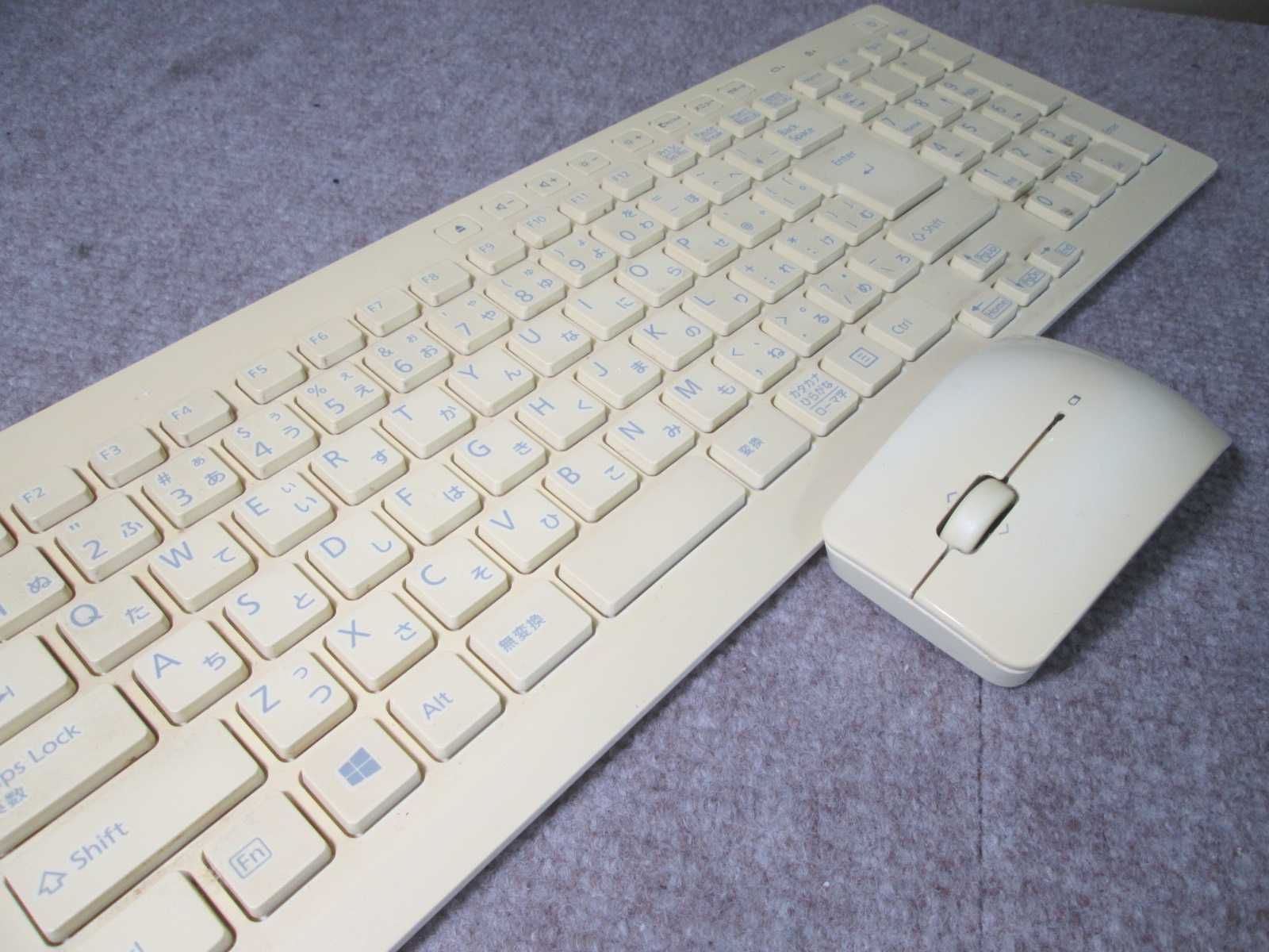 富士通 FMV ESPRIMO FH52/W【大容量HDD搭載】 Celeron 2950M 2.0GHz