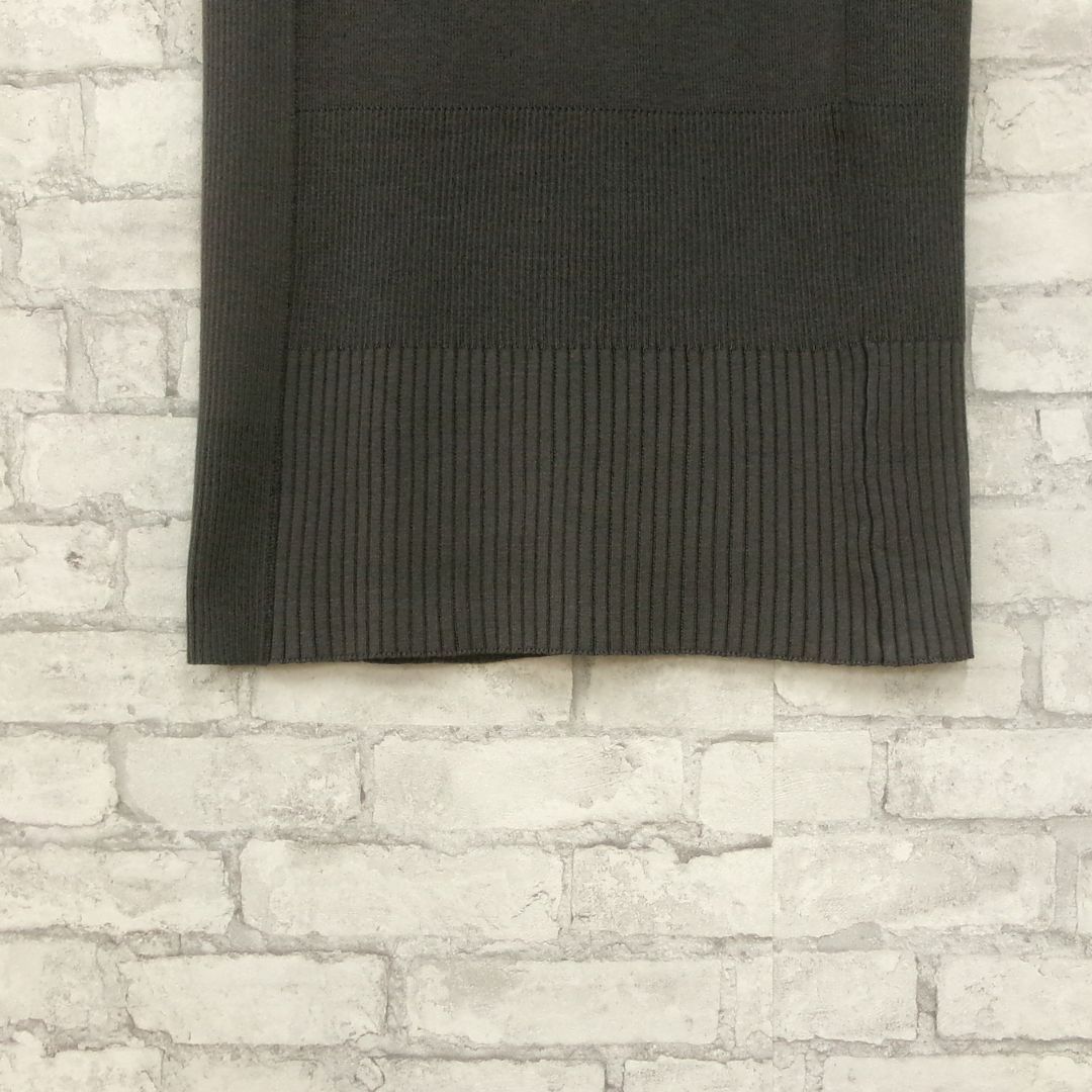 https://assets.mercari-shops-static.com/-/large/plain/2JXkrtJvb7jKkngZtK3eAZ.jpg@jpg