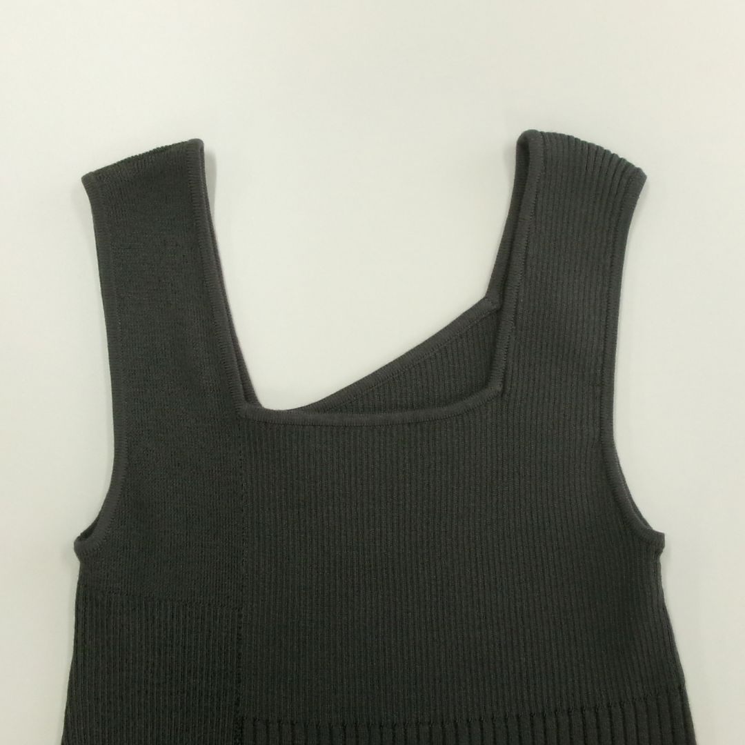https://assets.mercari-shops-static.com/-/large/plain/2JXkrtLrfyWK7LwjgiMf5h.jpg@jpg