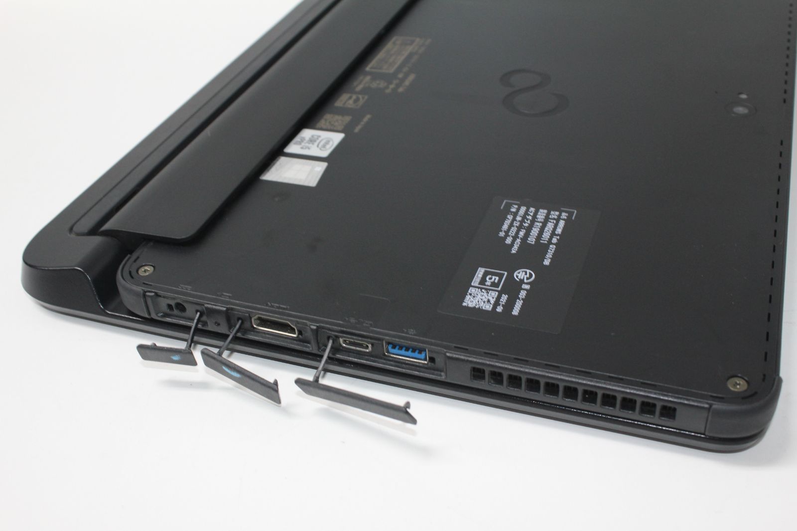 富士通/ARROWS Tab 〈Q7310/DB〉第10世代Core i5/128GB/メモリ8GB