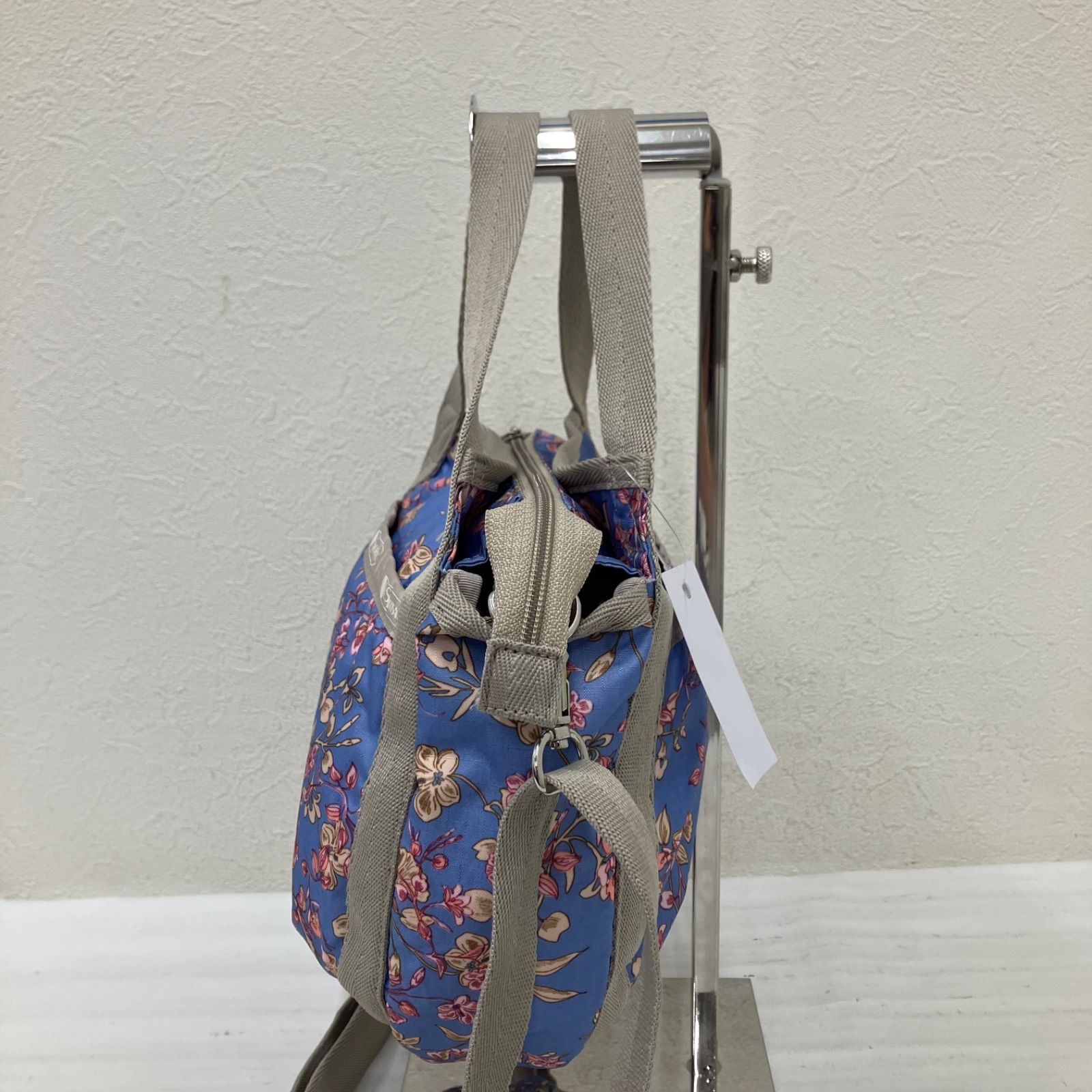 未使用品　レスポートサック　スモールジェニー　2WAY 花柄　総柄 9418 【美品】 LeSportsac レスポートサック スモールジェニー 2way