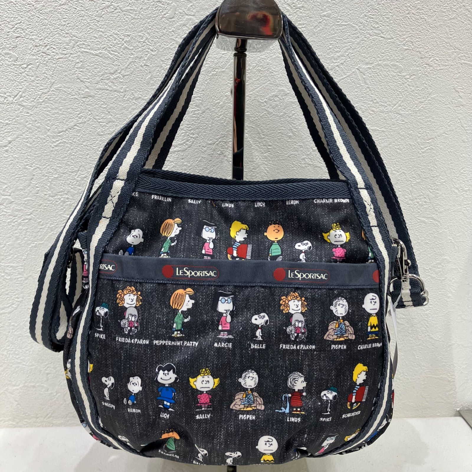 9372 【美品】 LeSportsac レスポートサック SNOOPY PEANUT スヌーピー