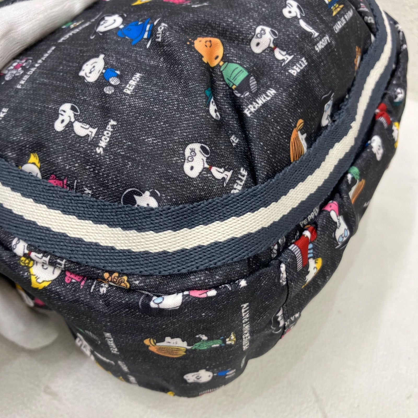 9372 【美品】 LeSportsac レスポートサック SNOOPY PEANUT スヌーピー