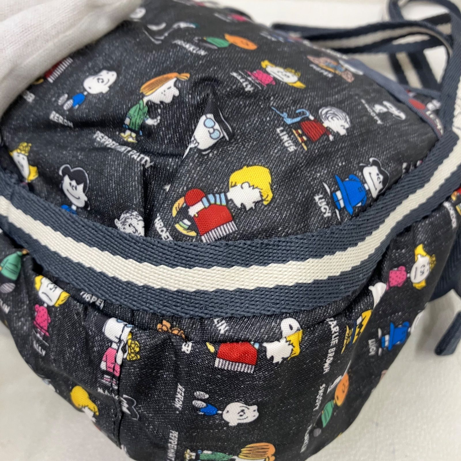 9372 【美品】 LeSportsac レスポートサック SNOOPY PEANUT スヌーピー