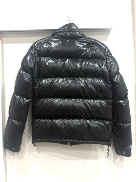 H8-10-16 MONCLER （モンクレール）ダウンジャケット シャイニー