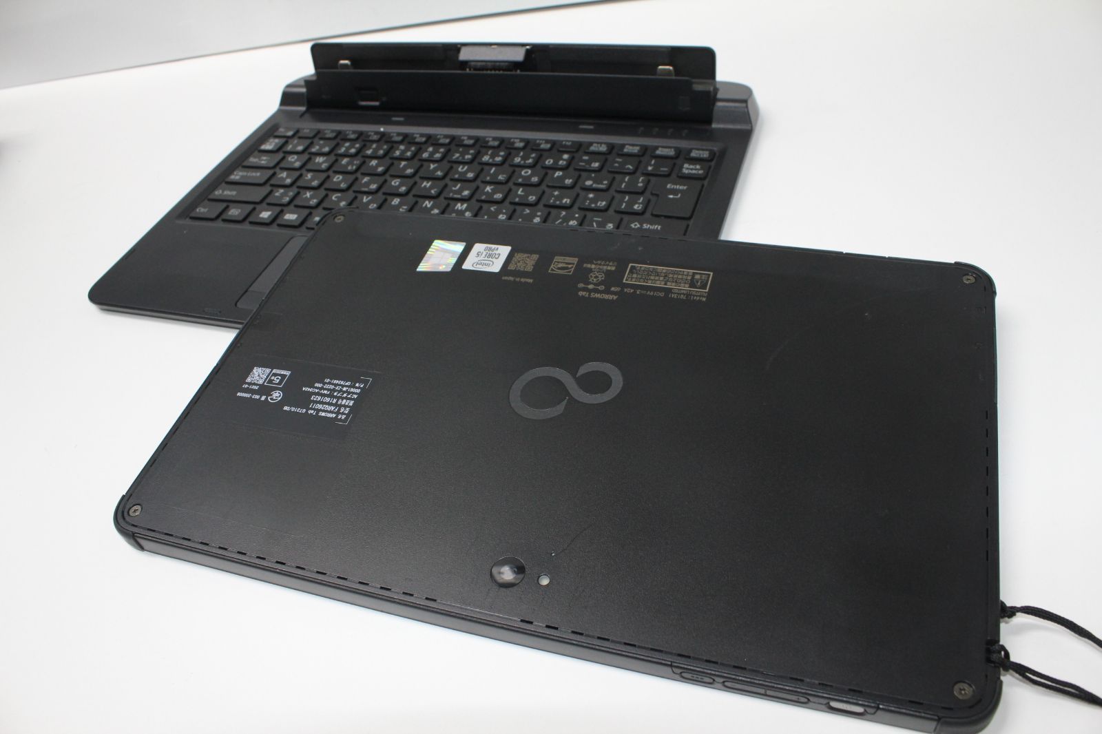 富士通 ARROWS Tab Q7310/DB Core i5/8GB/128GB 傷や汚れあり - メルカリ
