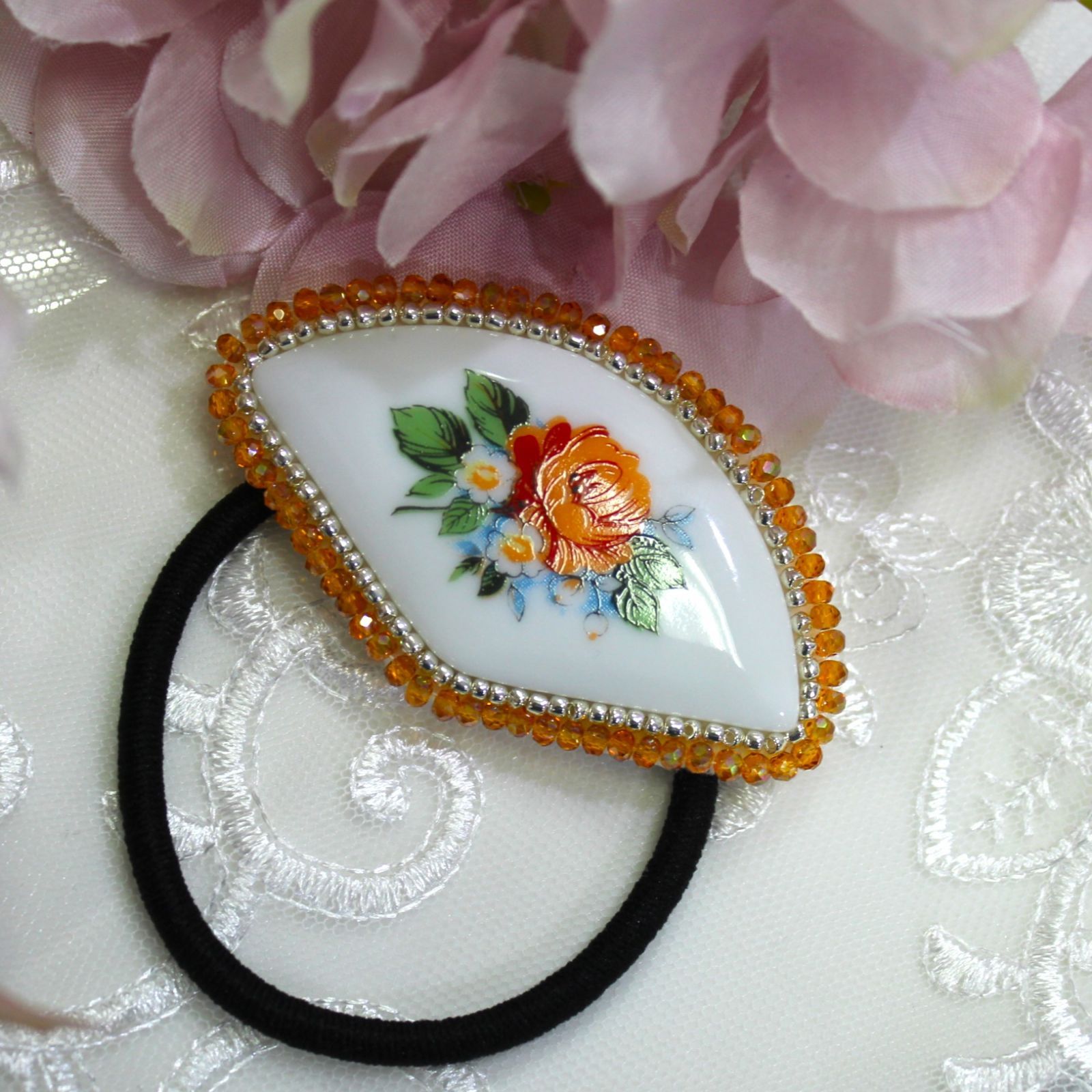 レトロ可愛い♡オレンジフラワーのビーズ刺繍ヘアゴム 大人可愛い