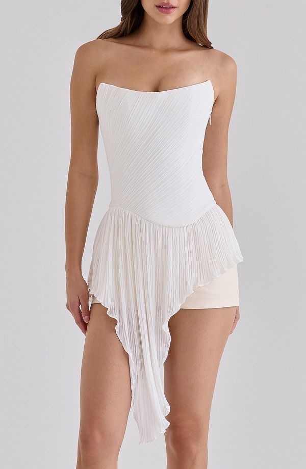 ハウスオブシービー レディース トップス ワンピース シフォン プリーツ ストラップレス HOUSE OF CB Renata Pleated Strapless Chiffon Top WHITE