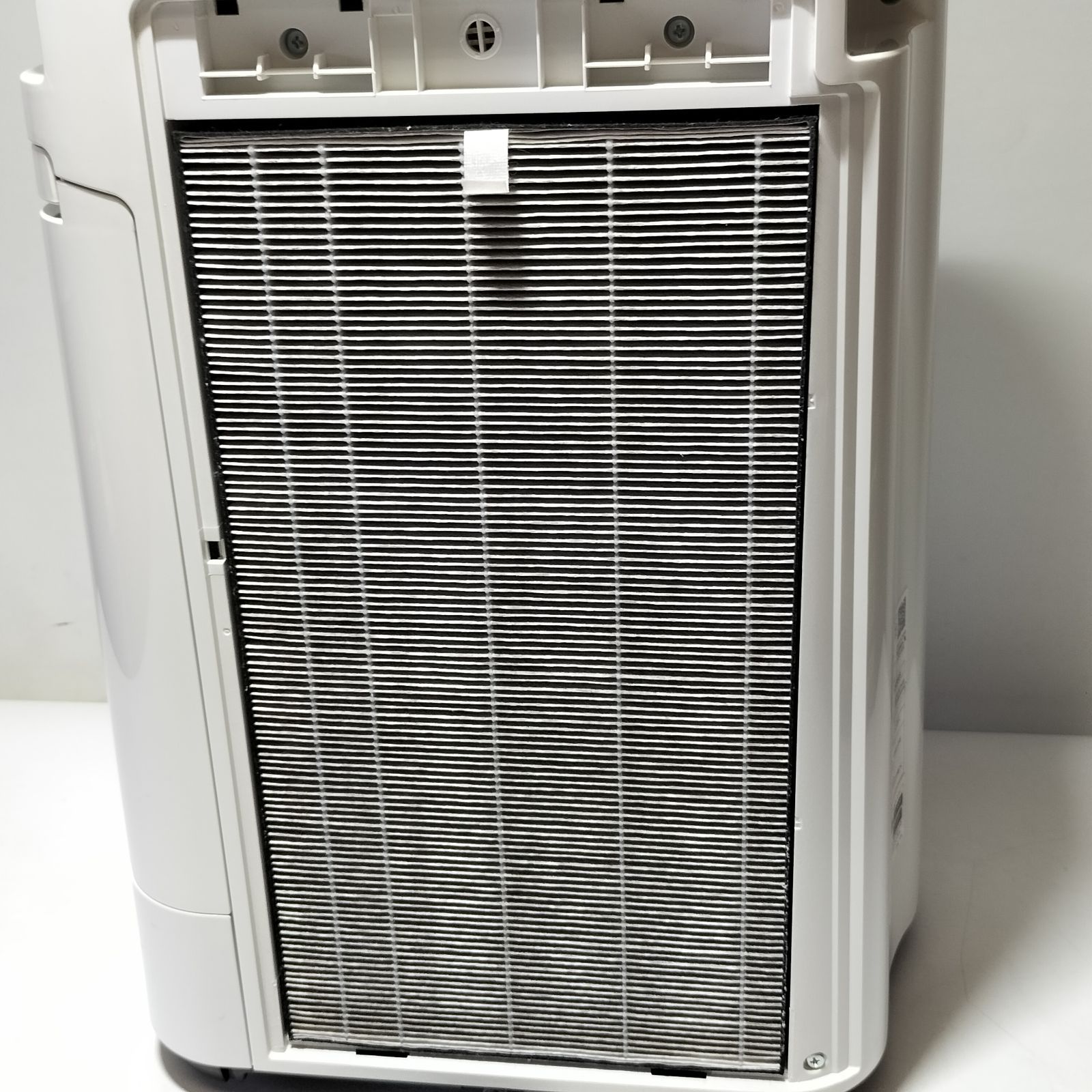 シャープ 加湿空気清浄機 KC-P50-W 2022年製 SHARP - メルカリ