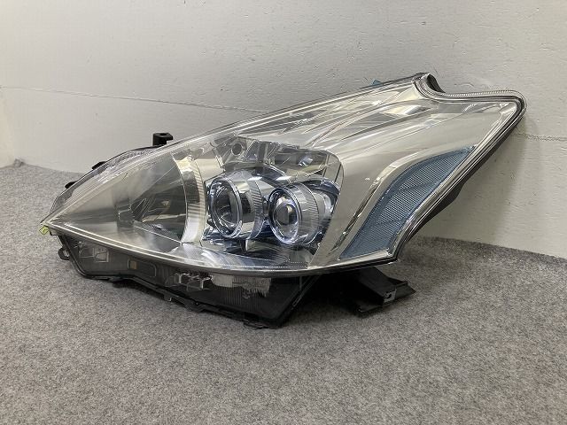 プリウスα/アルファ ZVW40W/ZVW41W 純正 前期 左 ヘッドライト/ランプ