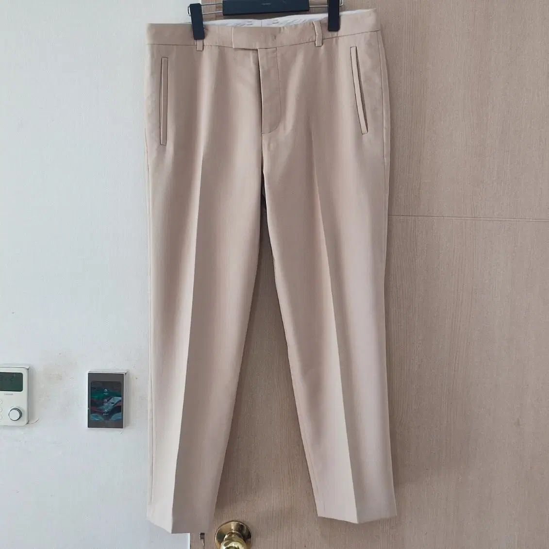 SYSTEM homme 2021 テーパードフィット ベージュ スラックス 34