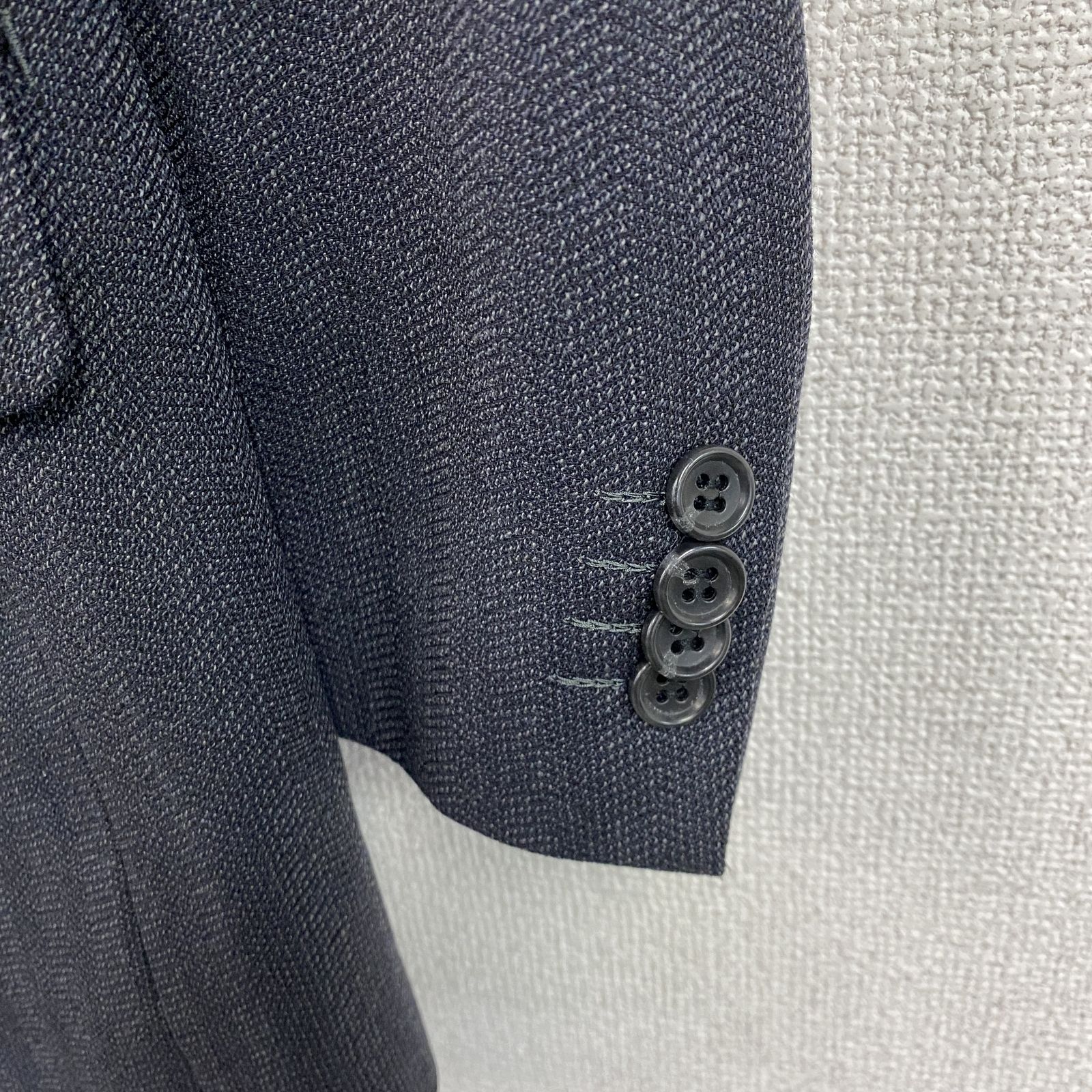 https://assets.mercari-shops-static.com/-/large/plain/2JXmDmGrVQtJGKCovppWXh.jpg@jpg