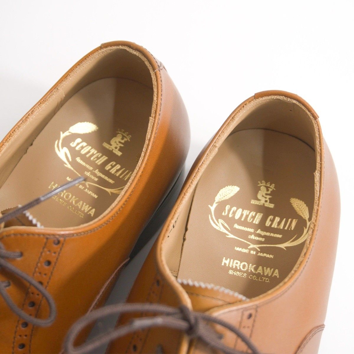 未使用品】SCOTCH GRAIN【0526/パンチドキャップトゥ レザーシューズ