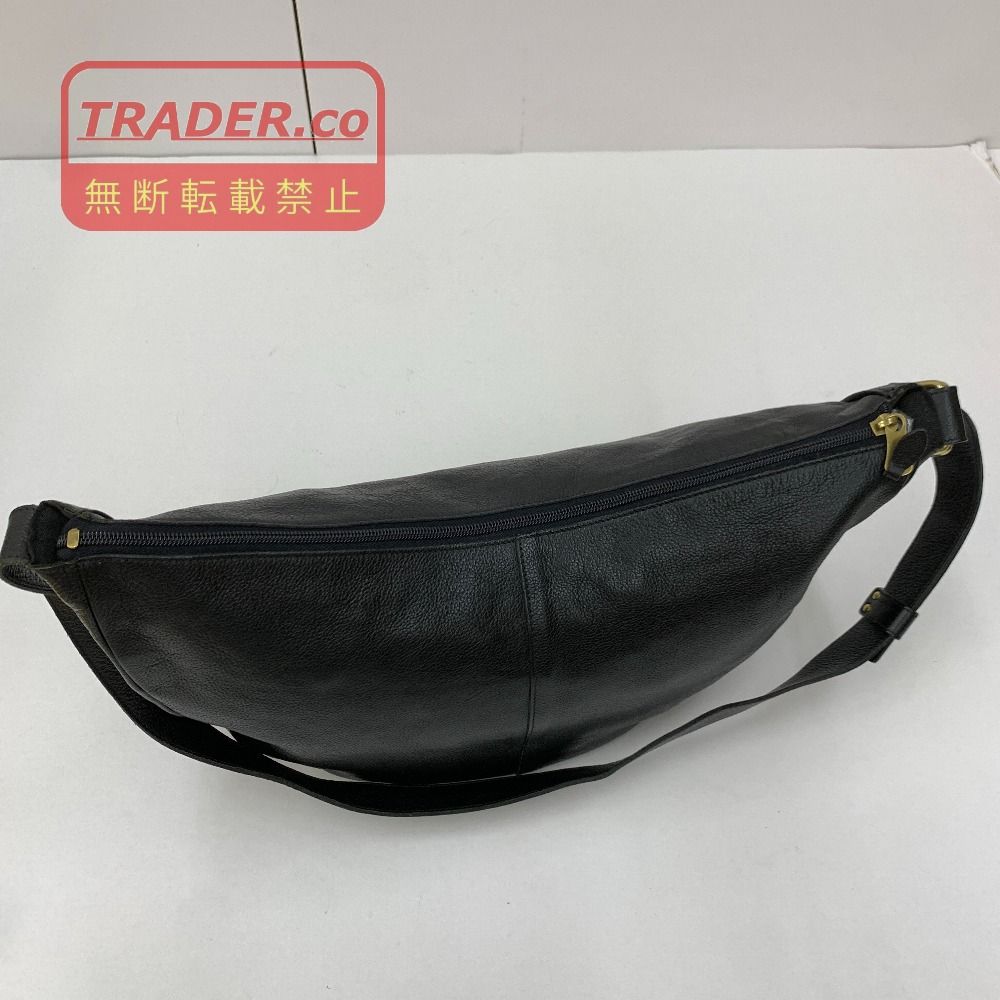 04w7873▽※【中古】IL BISONTE イルビゾンテ ハーフムーン ショルダー
