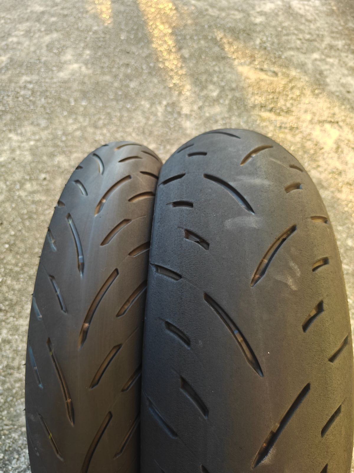 ダンロップ GPR-300 前後セット 120/70ZR17 180/55ZR17 672 - メルカリ
